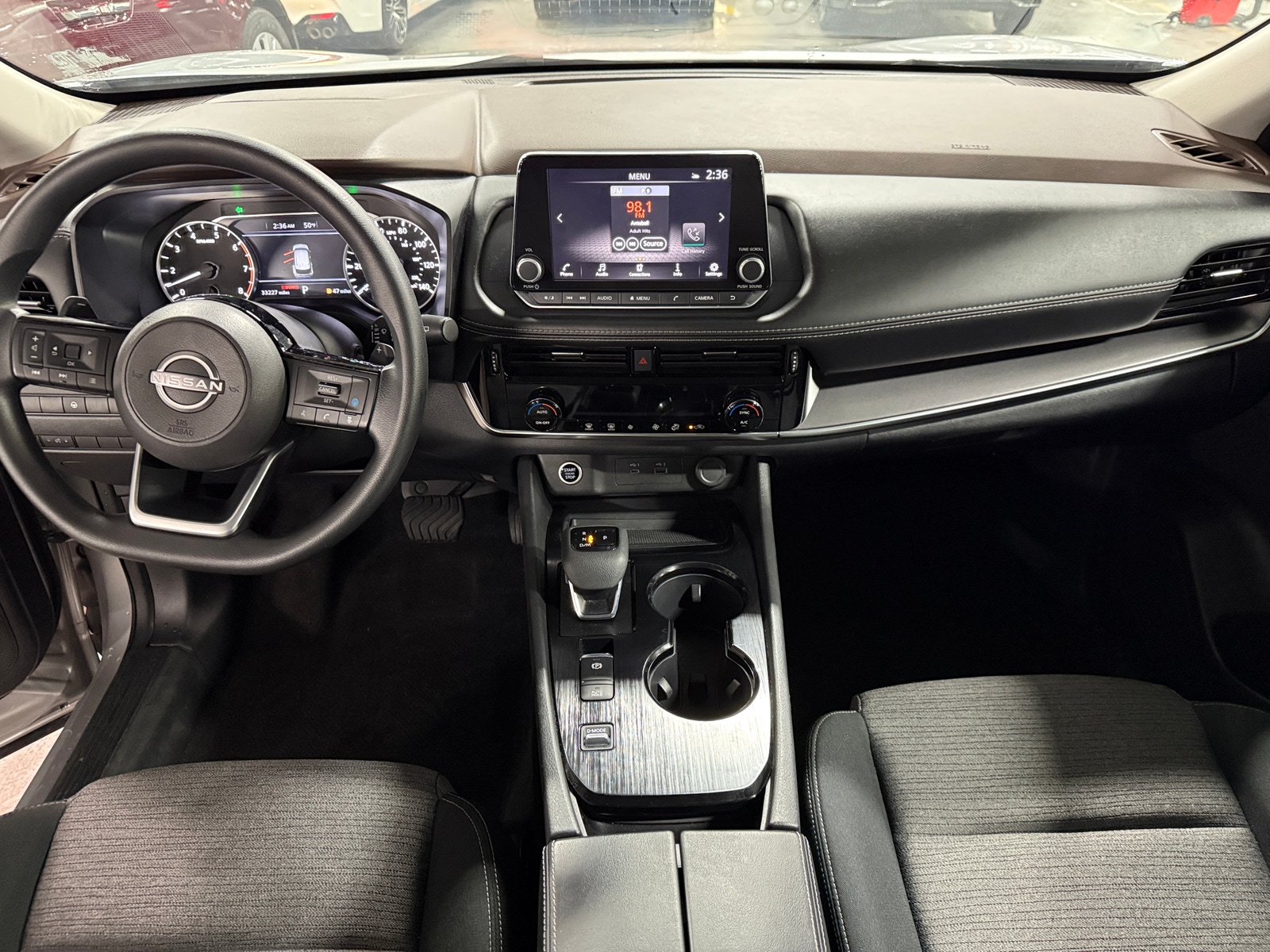 Thumbnail: 2023 Nissan Rogue - 3