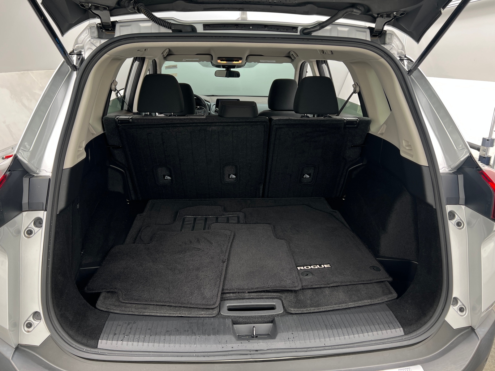 Thumbnail: 2023 Nissan Rogue - 7