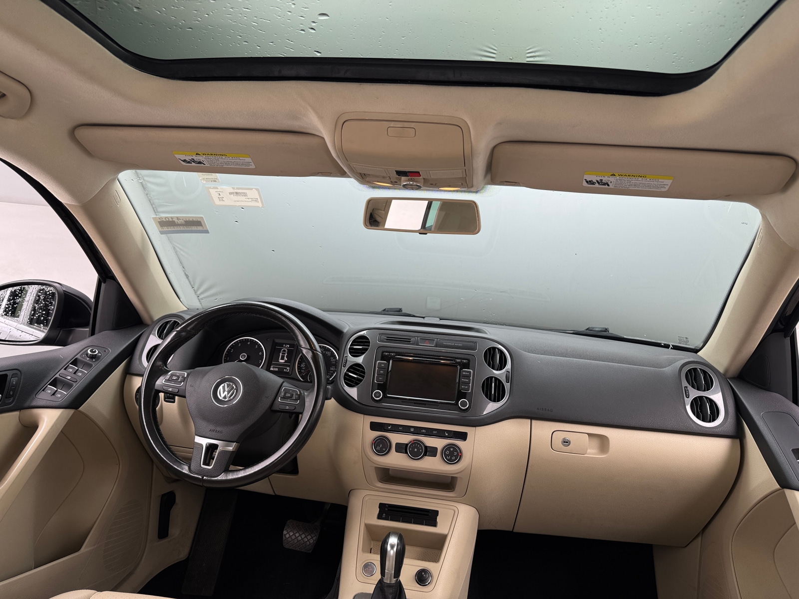 Thumbnail: 2015 Volkswagen Tiguan - 3