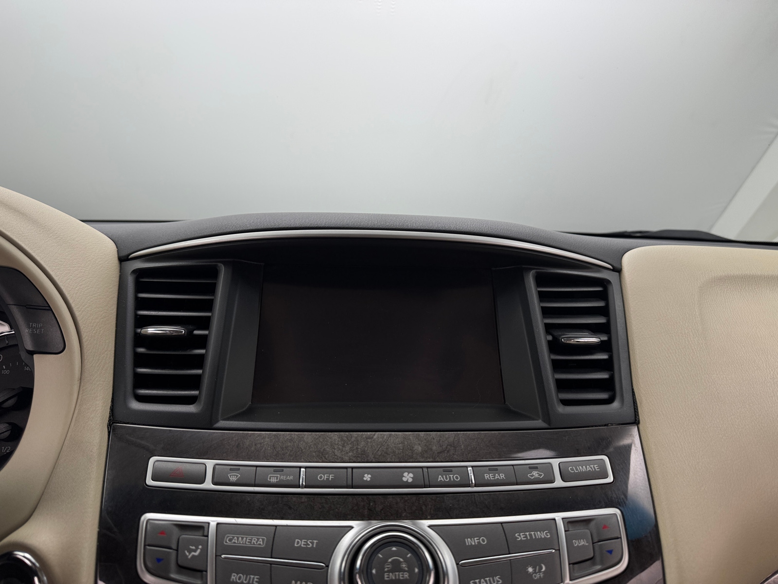 Thumbnail: 2015 INFINITI QX60 - 3