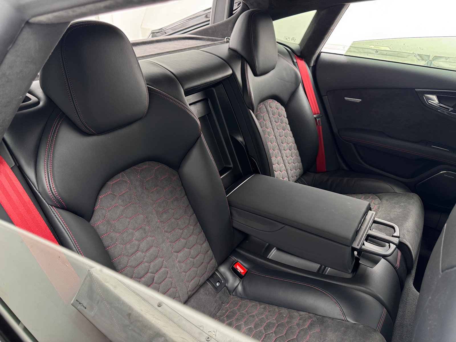 Thumbnail: 2017 Audi RS 7 - 5