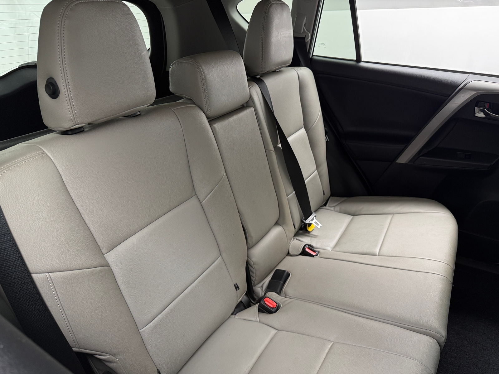 Thumbnail: 2018 Toyota RAV4 - 6