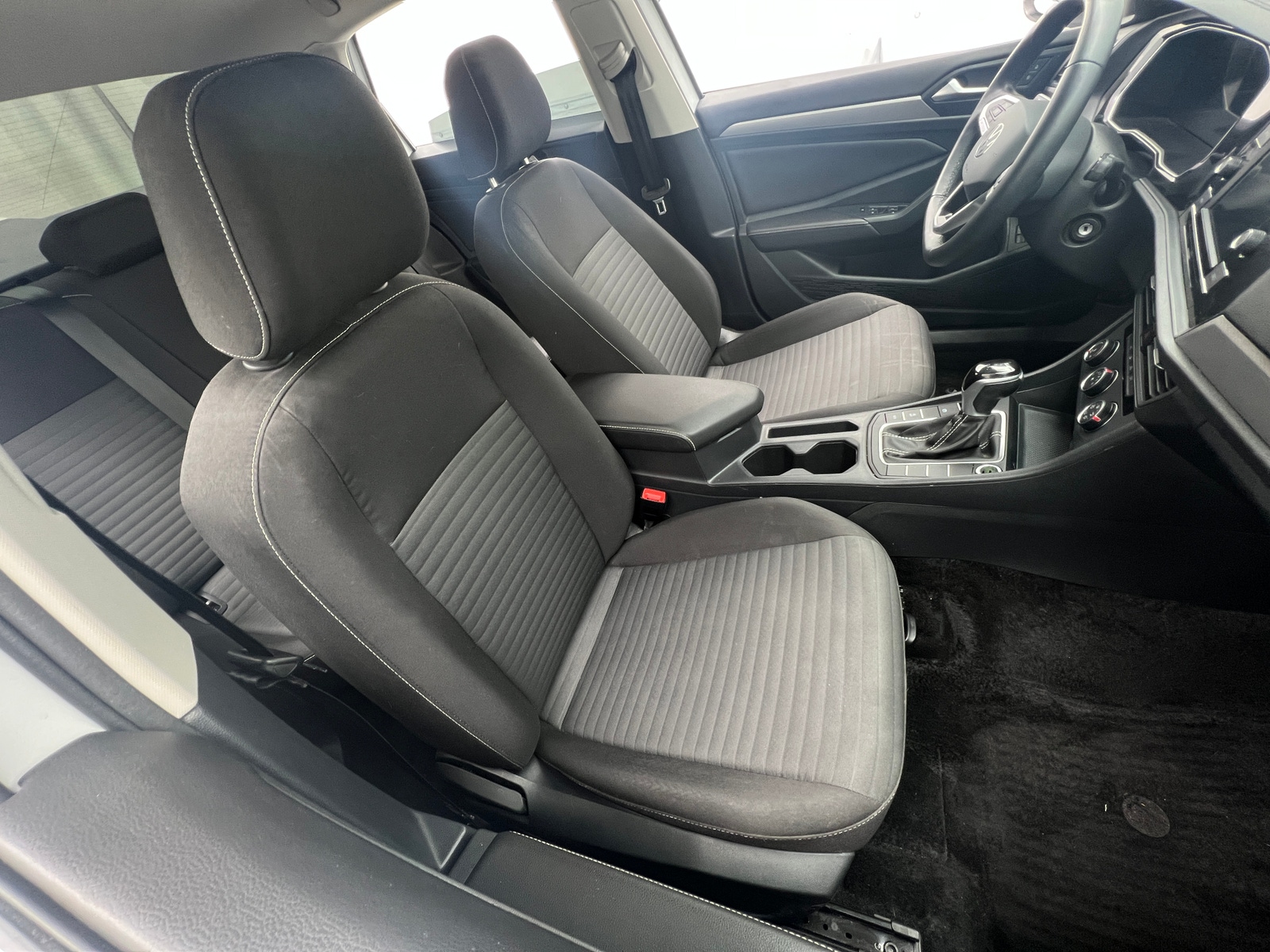 Thumbnail: 2024 Volkswagen Jetta - 2