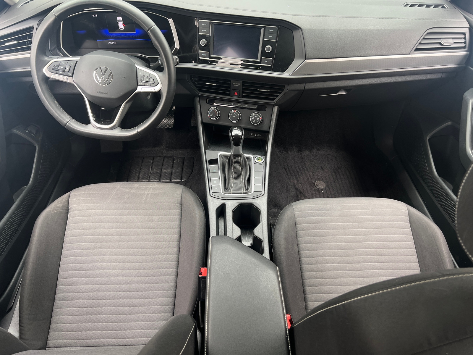 Thumbnail: 2024 Volkswagen Jetta - 3