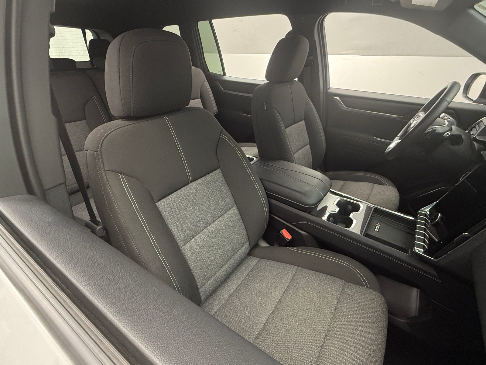 Thumbnail: 2025 GMC Acadia - 2