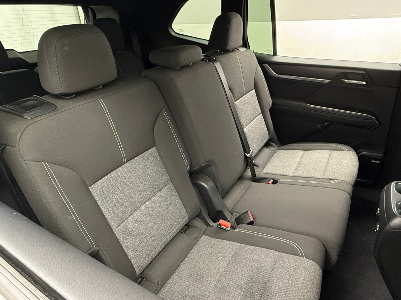 Thumbnail: 2025 GMC Acadia - 6