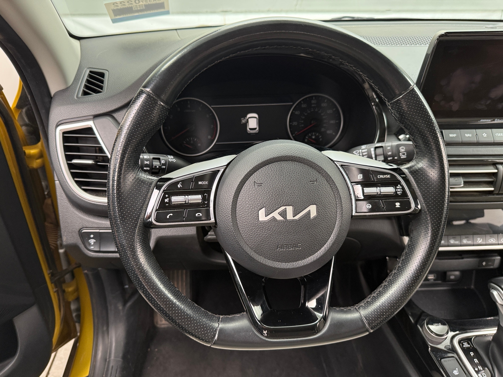 Thumbnail: 2023 Kia Seltos - 5