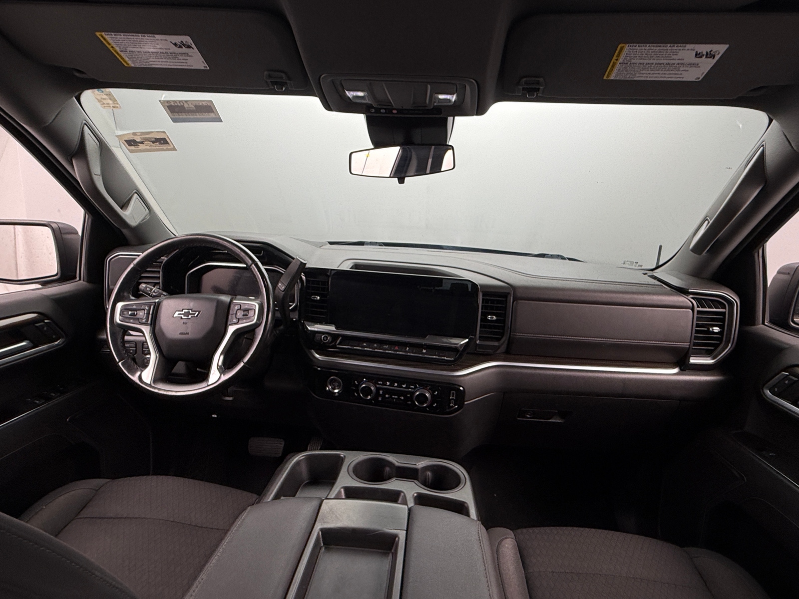 Thumbnail: 2022 Chevrolet Silverado 1500 - 3