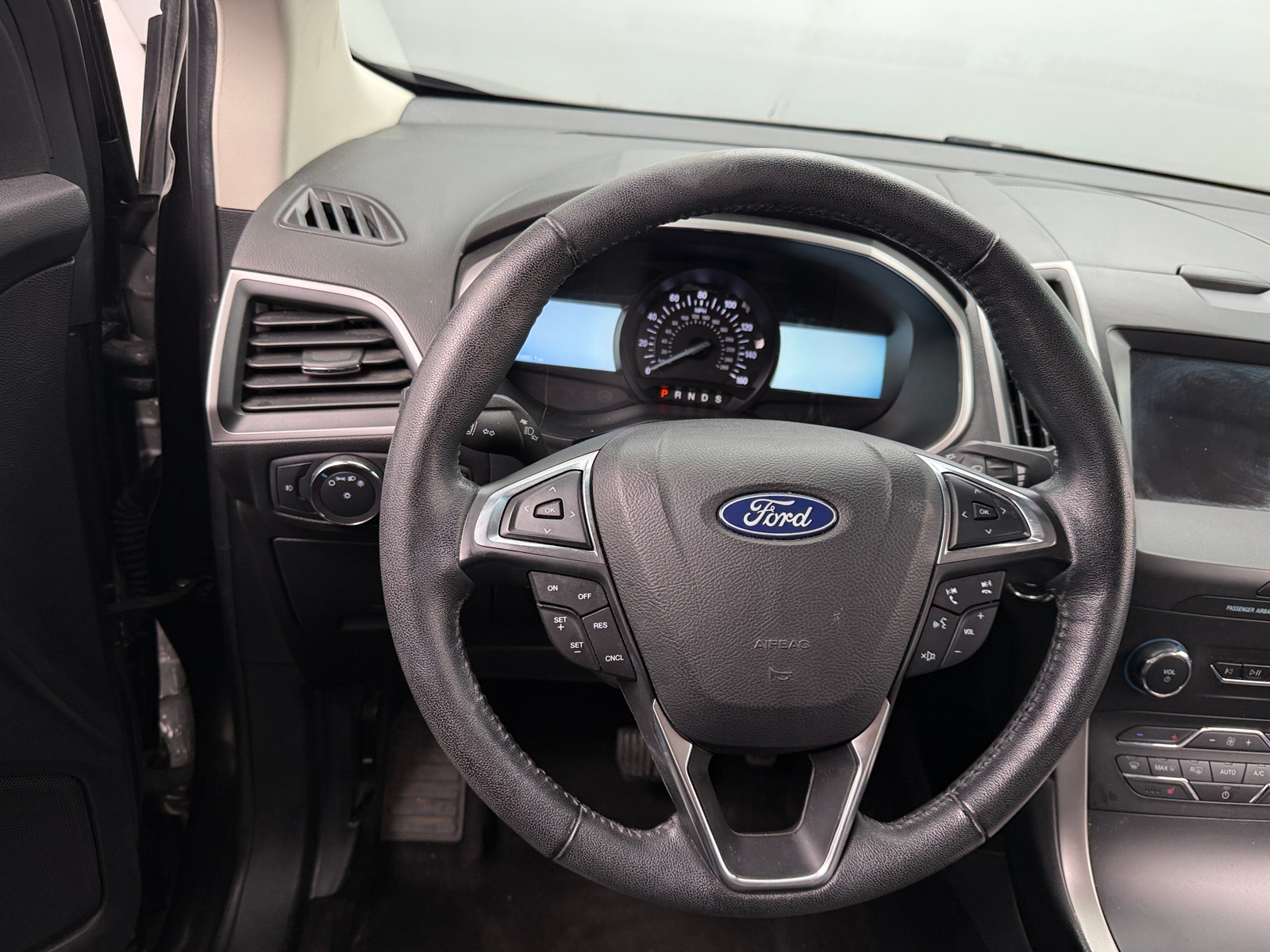 Thumbnail: 2019 Ford Edge - 5