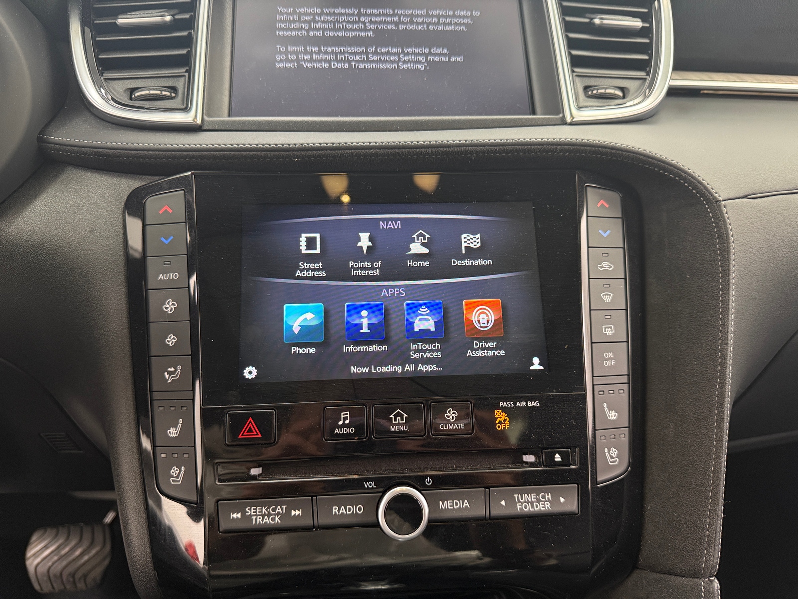 Thumbnail: 2019 INFINITI QX50 - 3