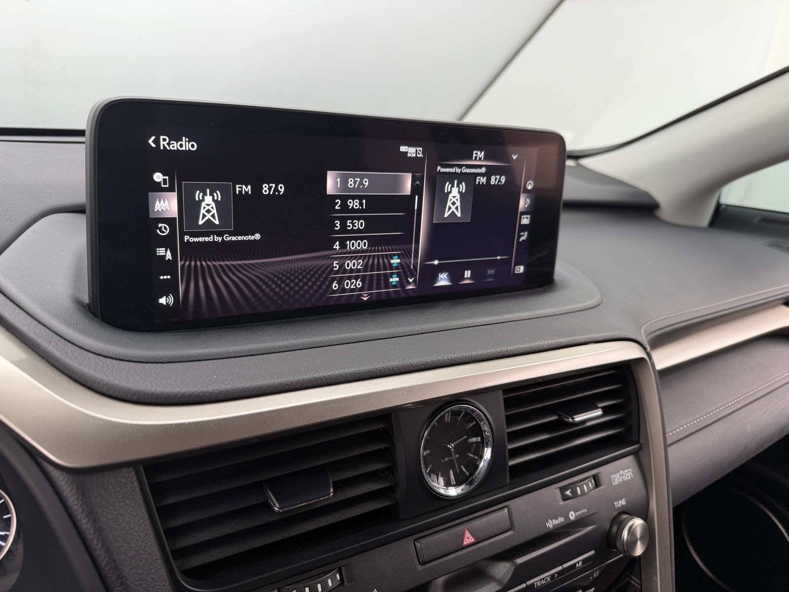 Thumbnail: 2021 Lexus RX - 3