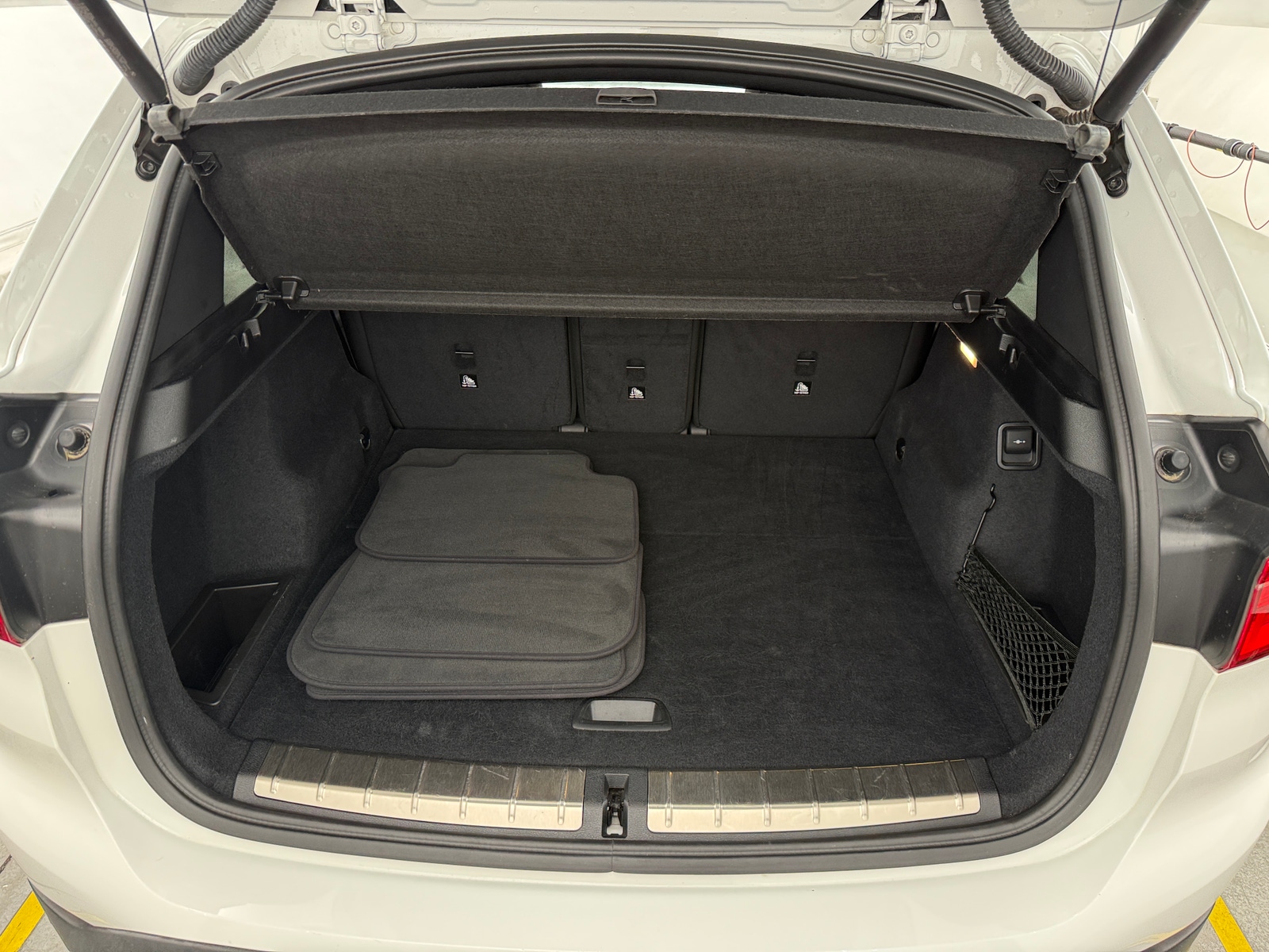 Thumbnail: 2019 BMW X1 - 6