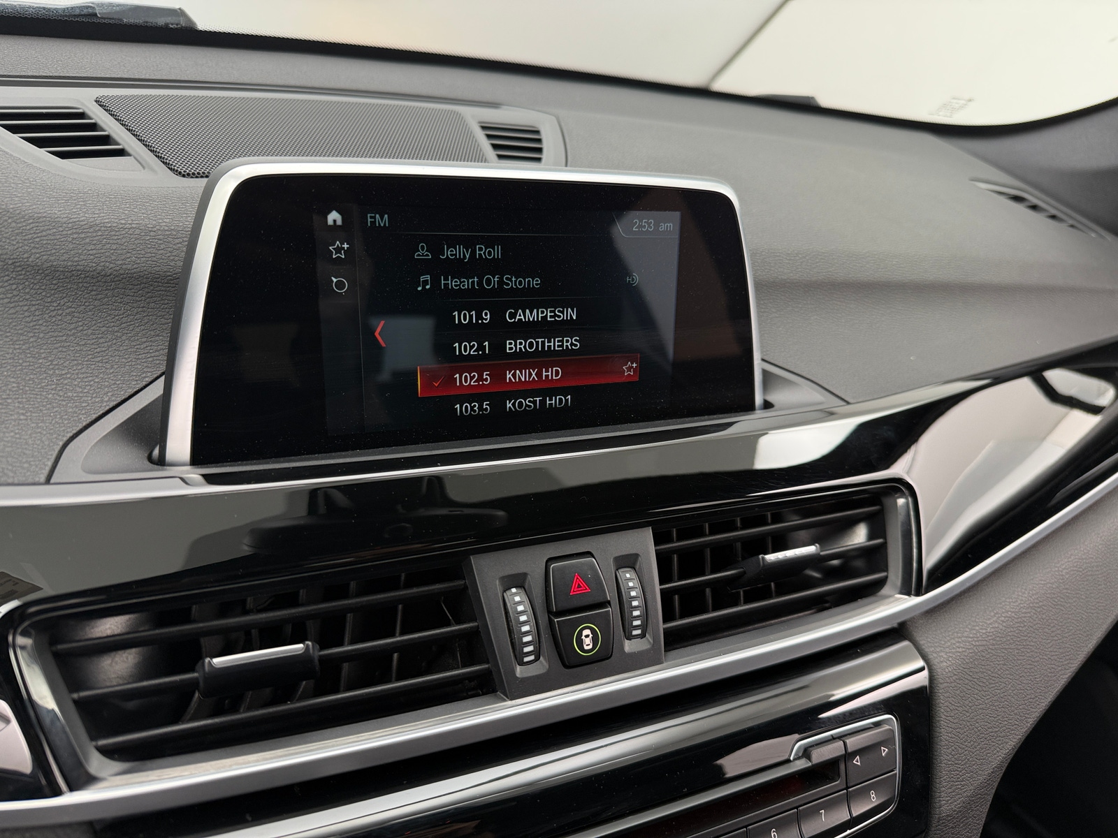 Thumbnail: 2019 BMW X1 - 3