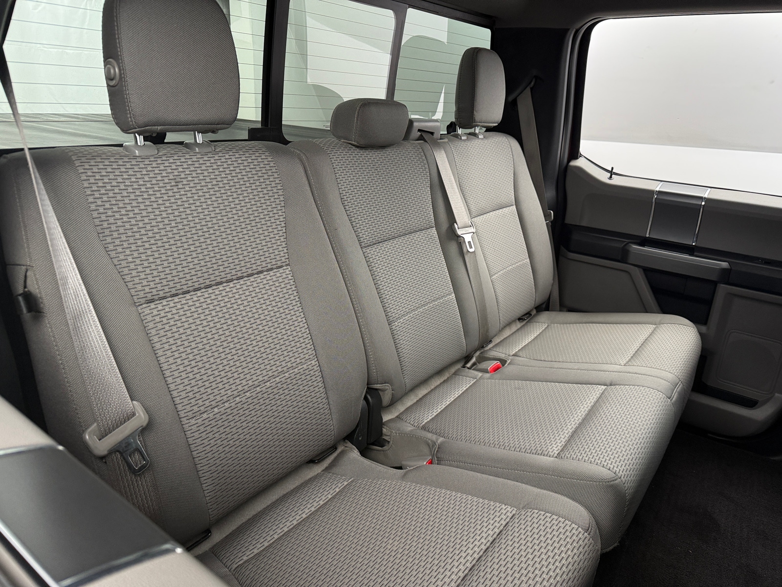 Thumbnail: 2016 Ford Econoline - 6