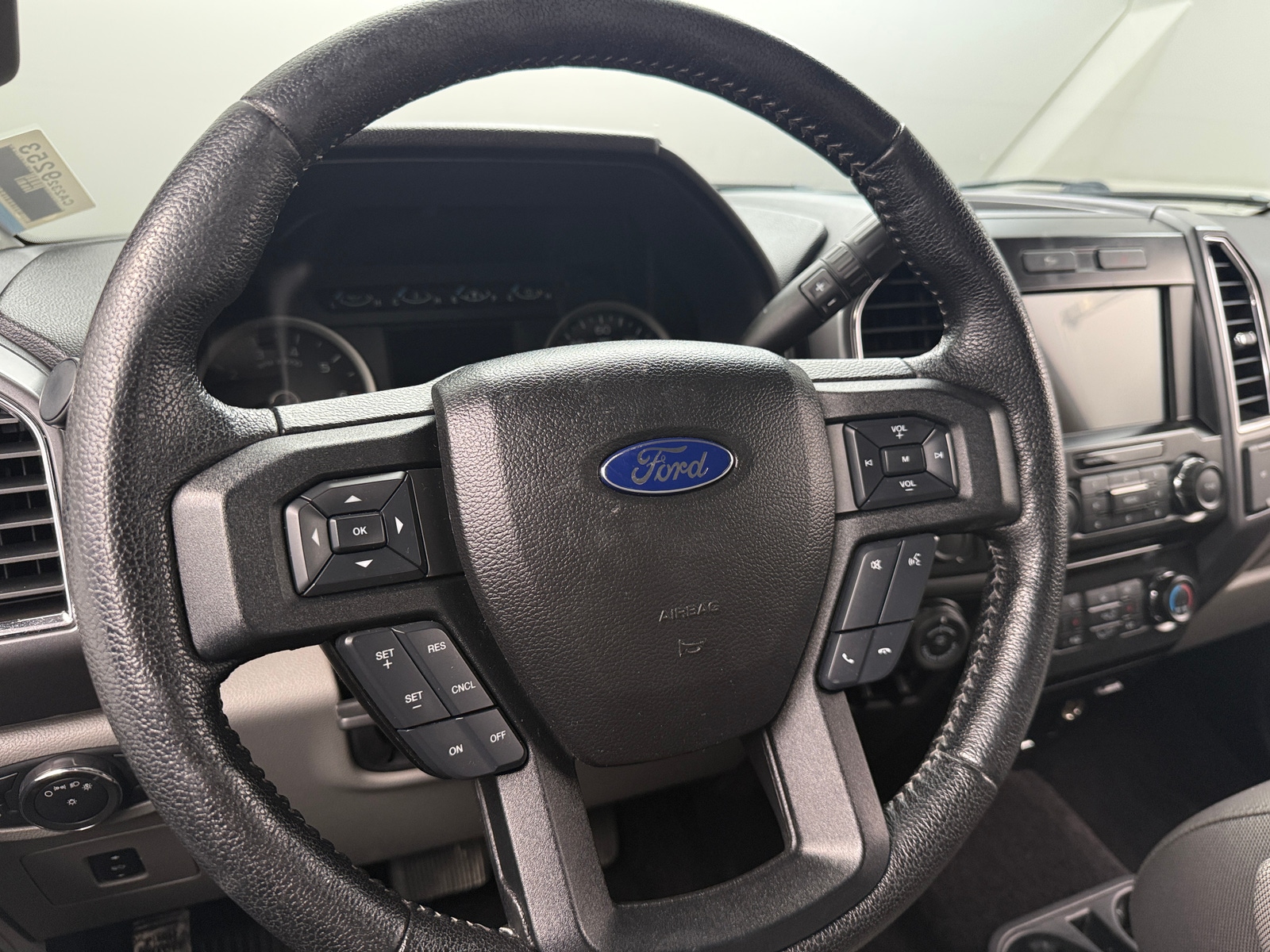 Thumbnail: 2016 Ford Econoline - 5