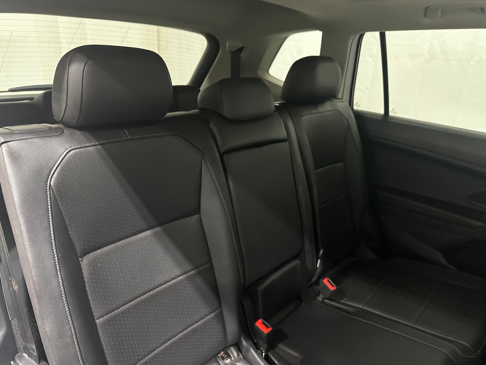 Thumbnail: 2020 Volkswagen Tiguan - 6