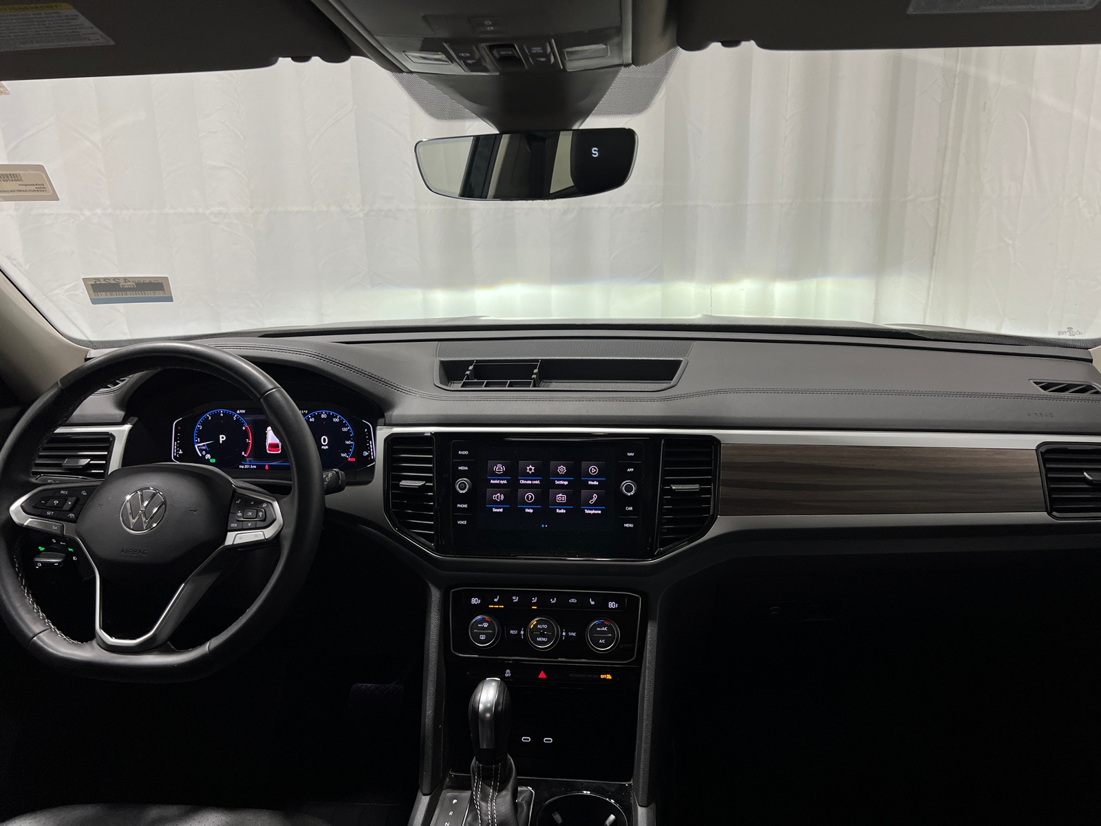 Thumbnail: 2021 Volkswagen Atlas - 2