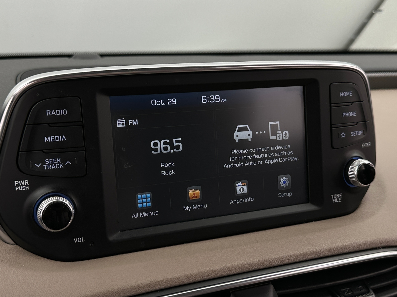 Thumbnail: 2019 Hyundai Santa Fe - 3