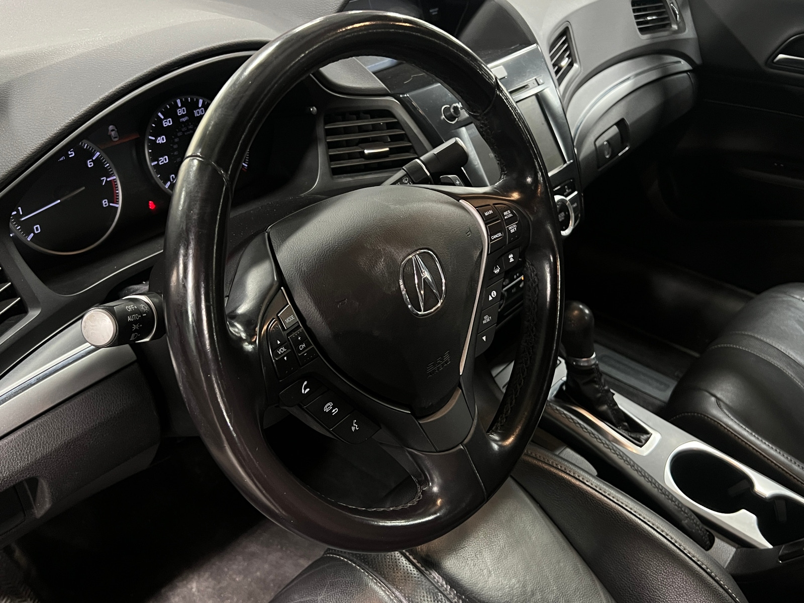 Thumbnail: 2020 Acura ILX - 4