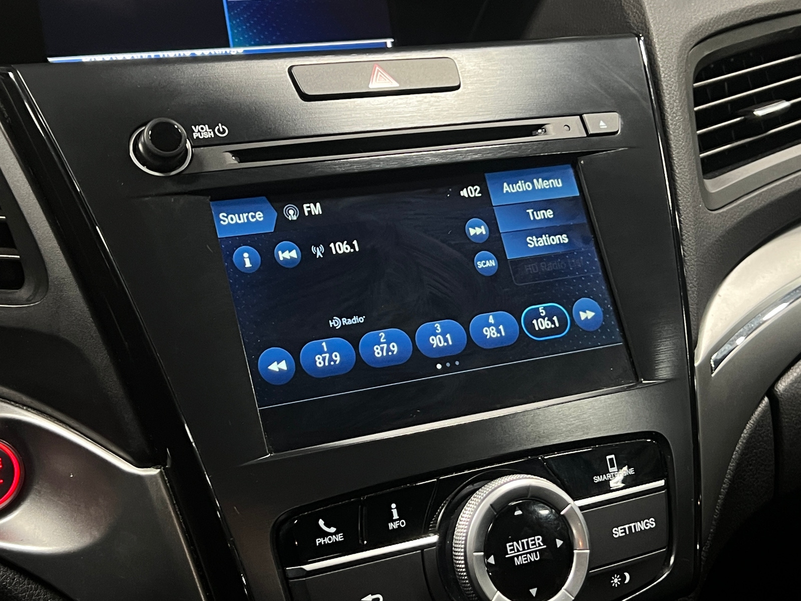 Thumbnail: 2020 Acura ILX - 3