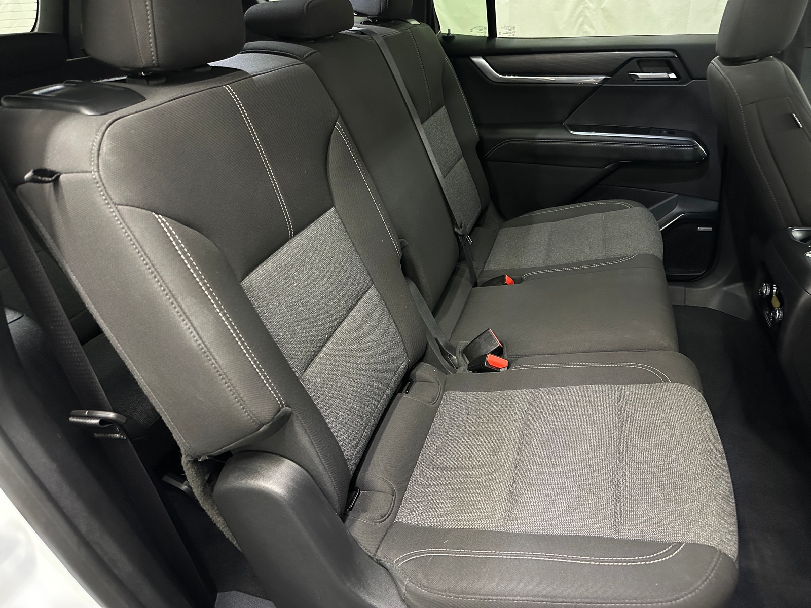 Thumbnail: 2025 GMC Acadia - 6