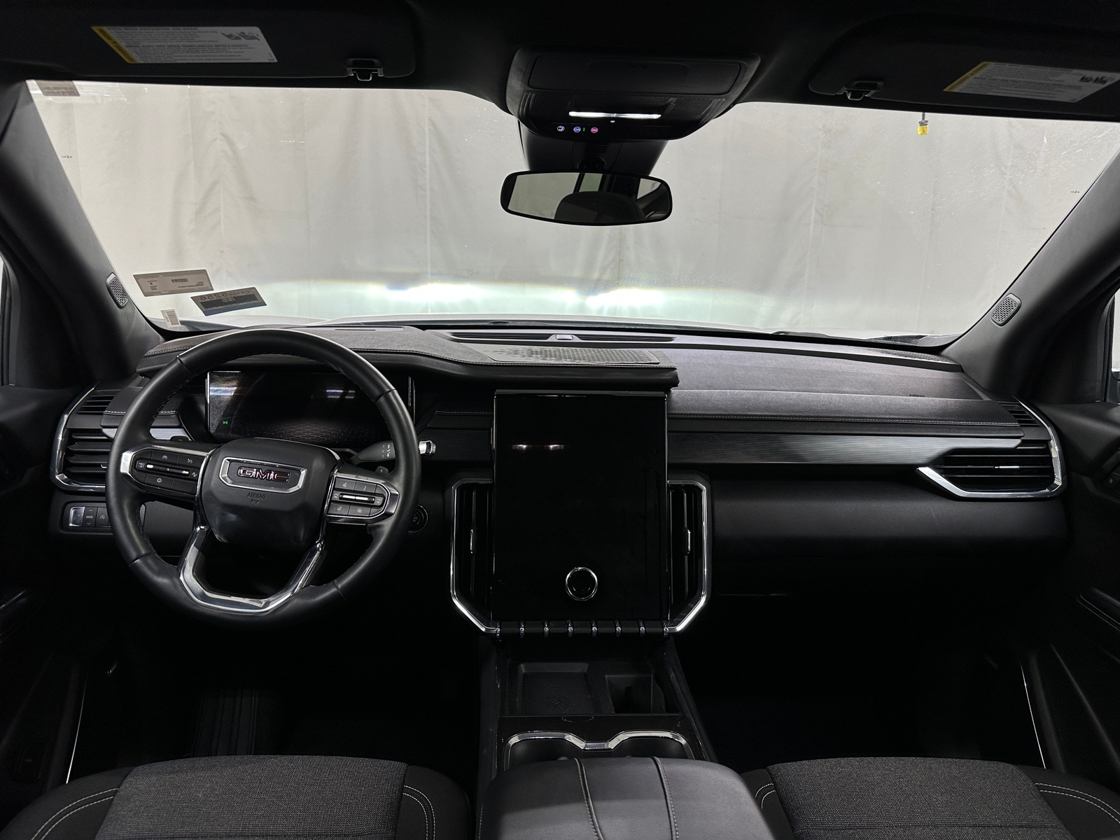 Thumbnail: 2025 GMC Acadia - 3