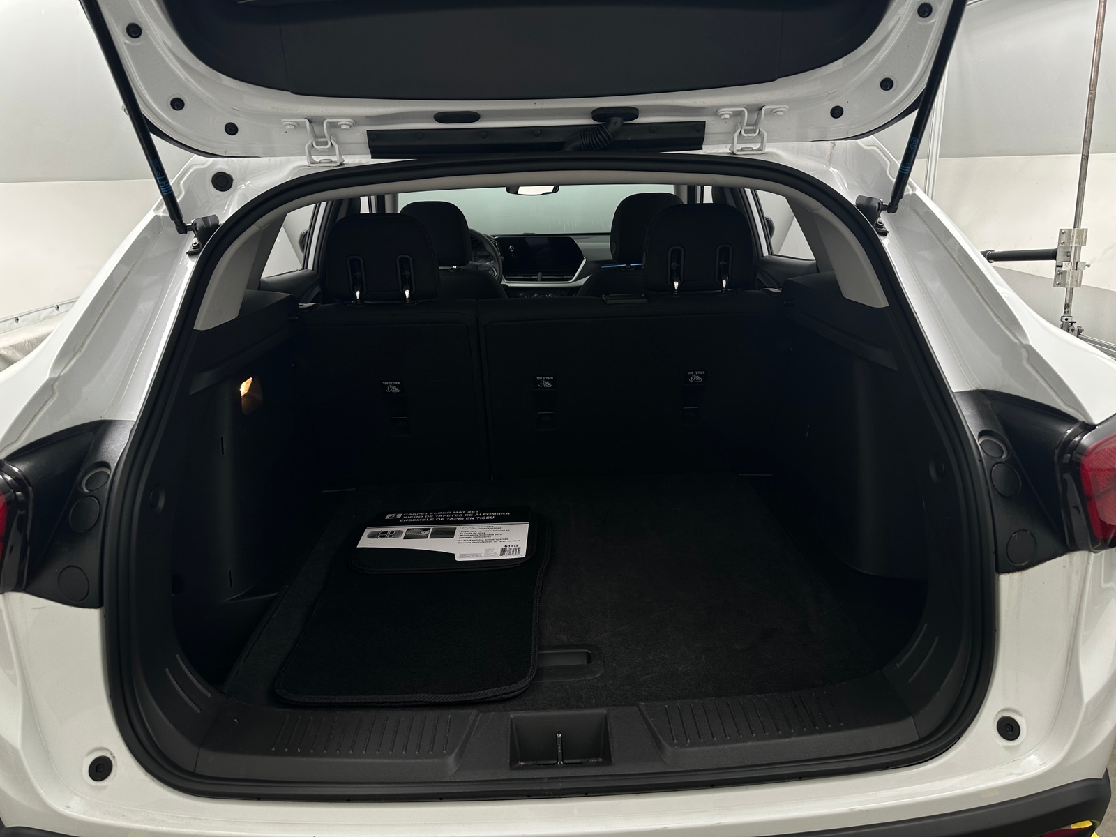 Thumbnail: 2025 Chevrolet Trax - 7