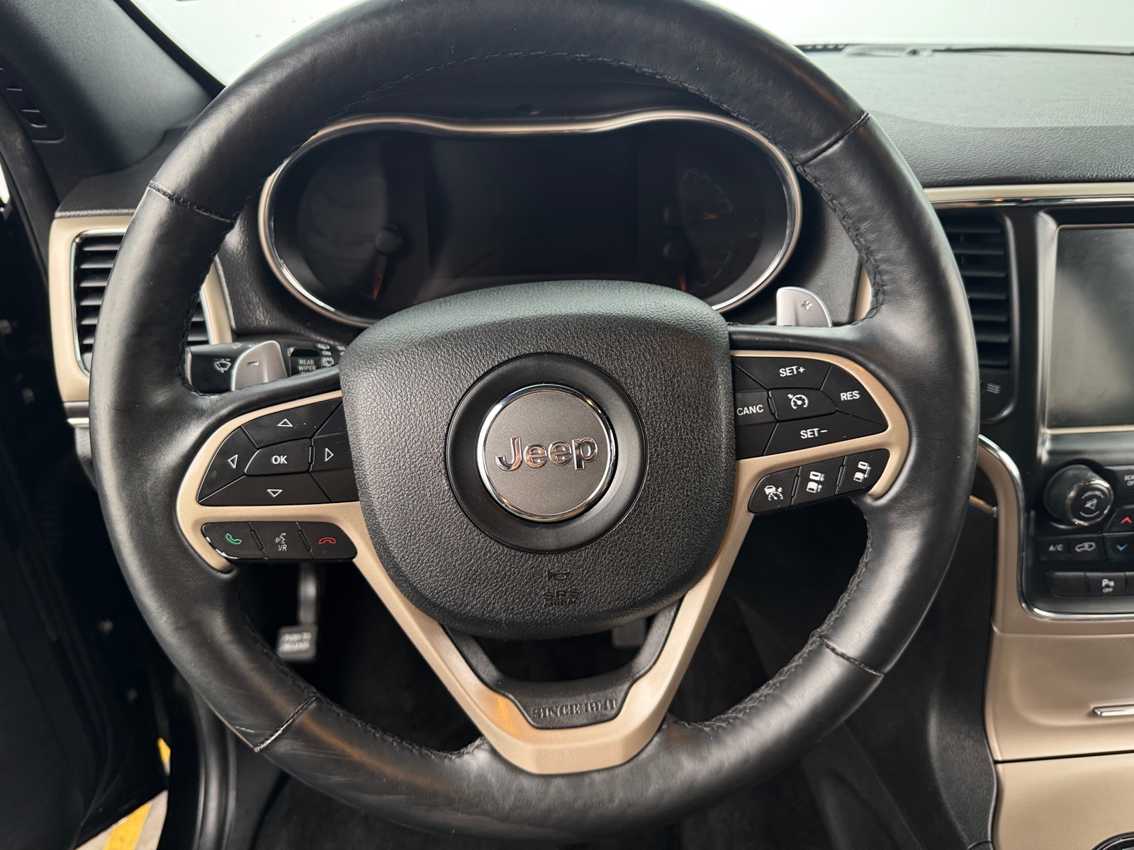 Thumbnail: 2014 Jeep Grand Cherokee - 4