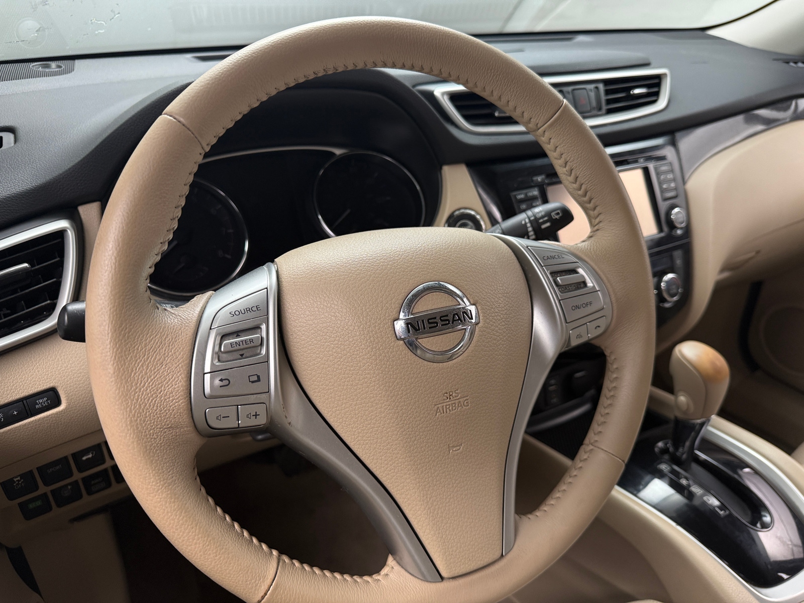 Thumbnail: 2015 Nissan Rogue - 4