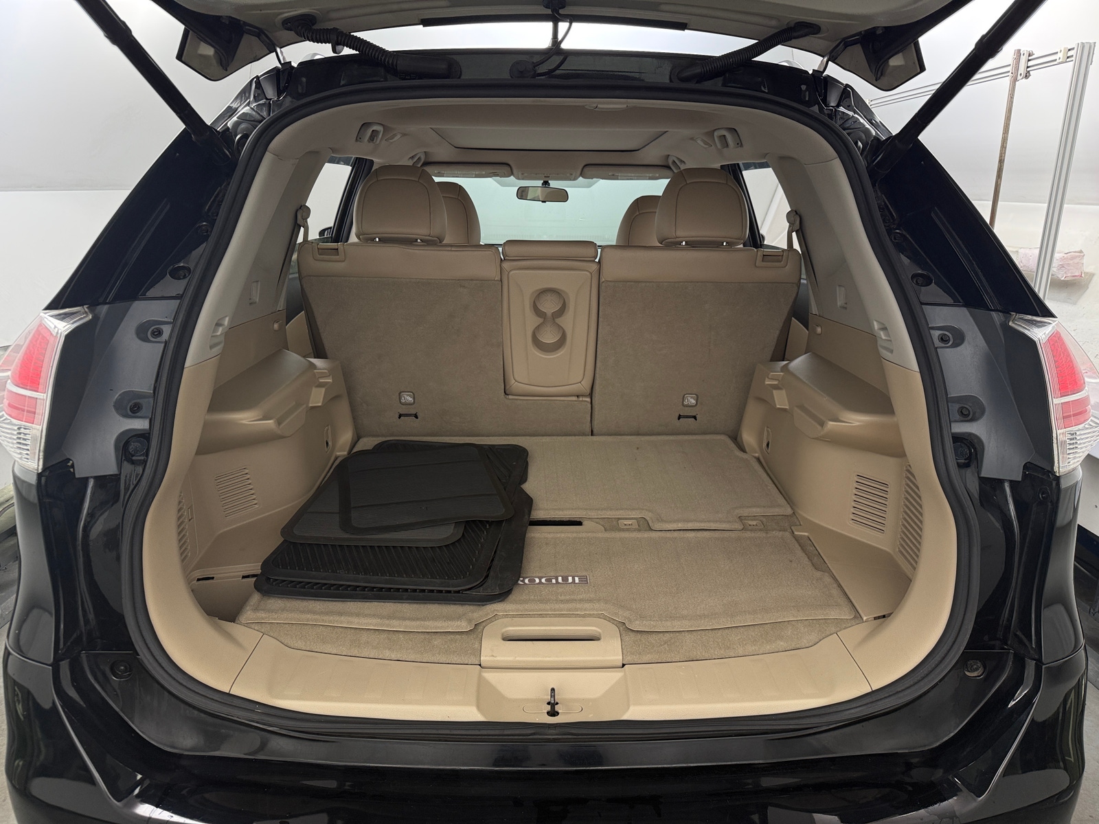 Thumbnail: 2015 Nissan Rogue - 6