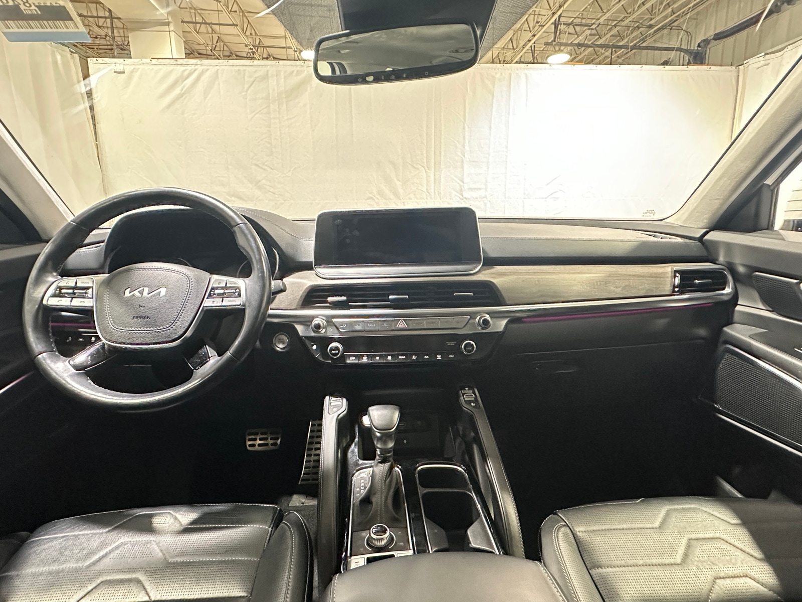 Thumbnail: 2022 Kia Telluride - 2