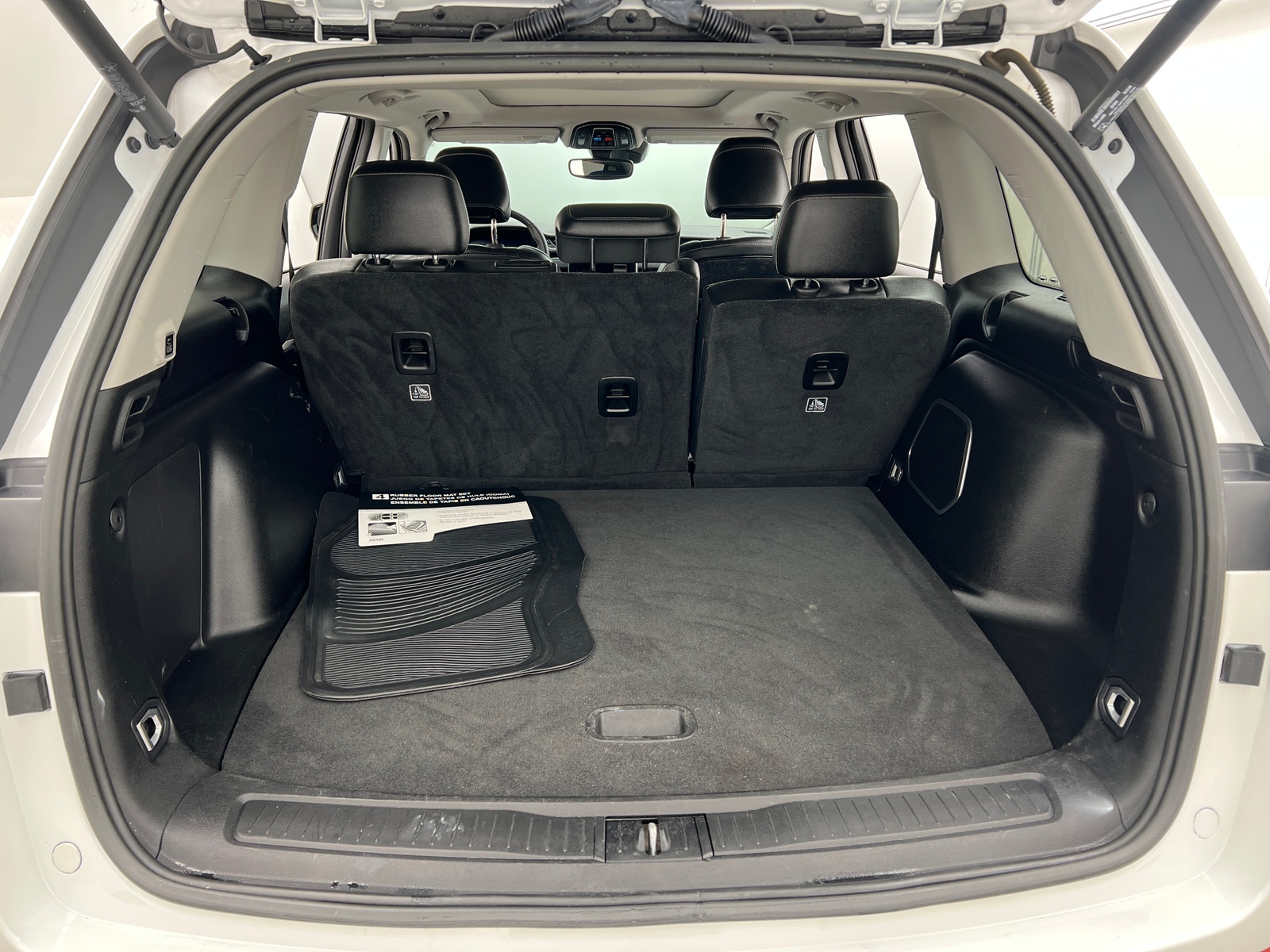 Thumbnail: 2022 Jeep Grand Cherokee - 6