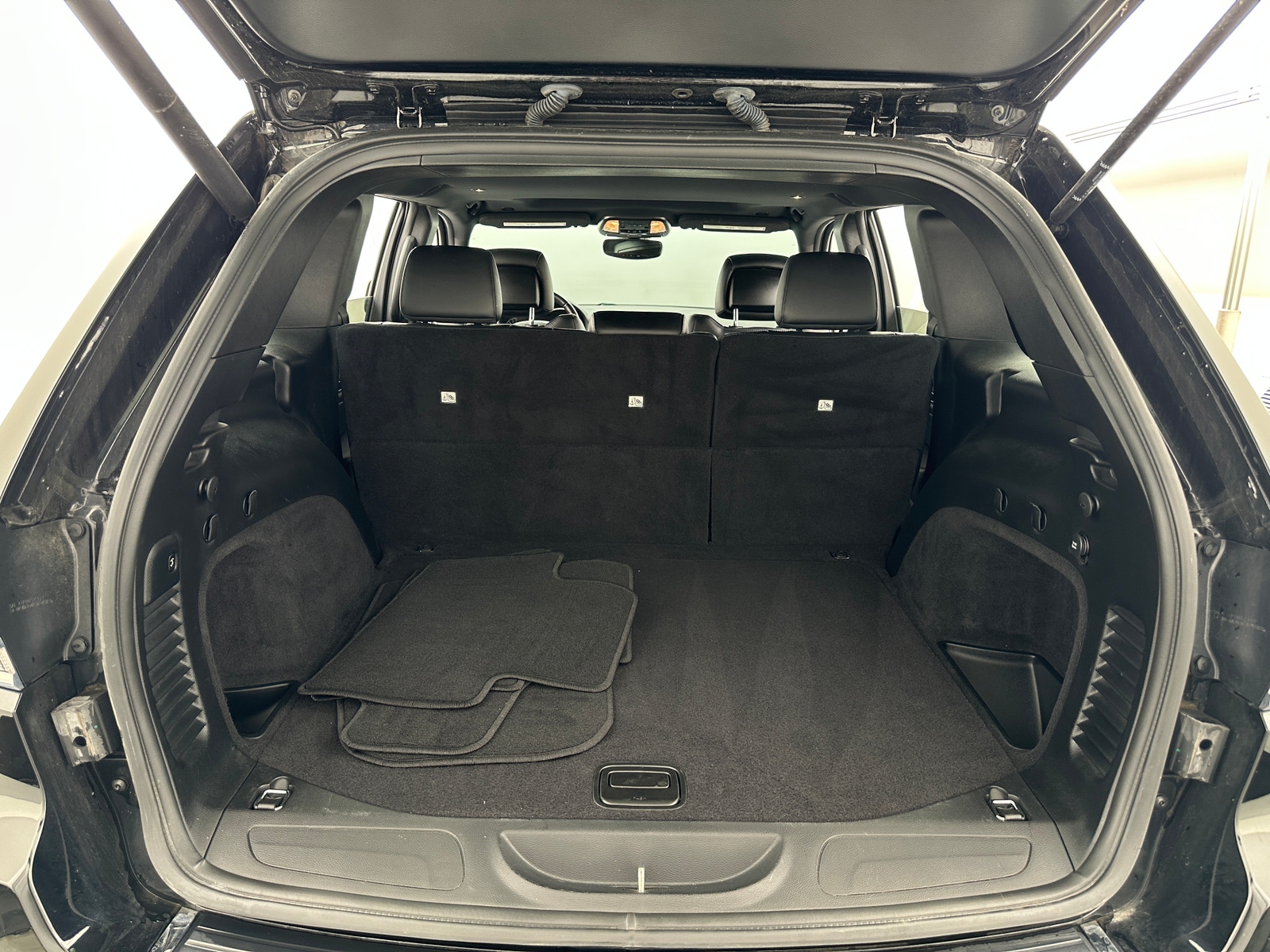 Thumbnail: 2021 Jeep Grand Cherokee - 6