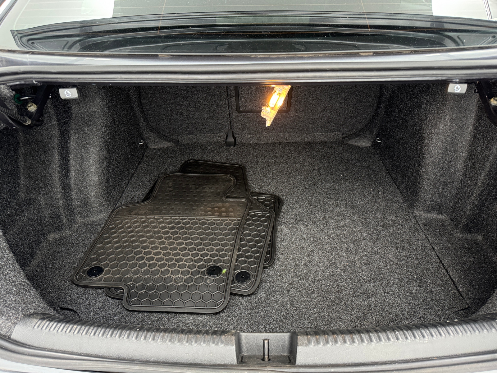 Thumbnail: 2016 Volkswagen Jetta - 7