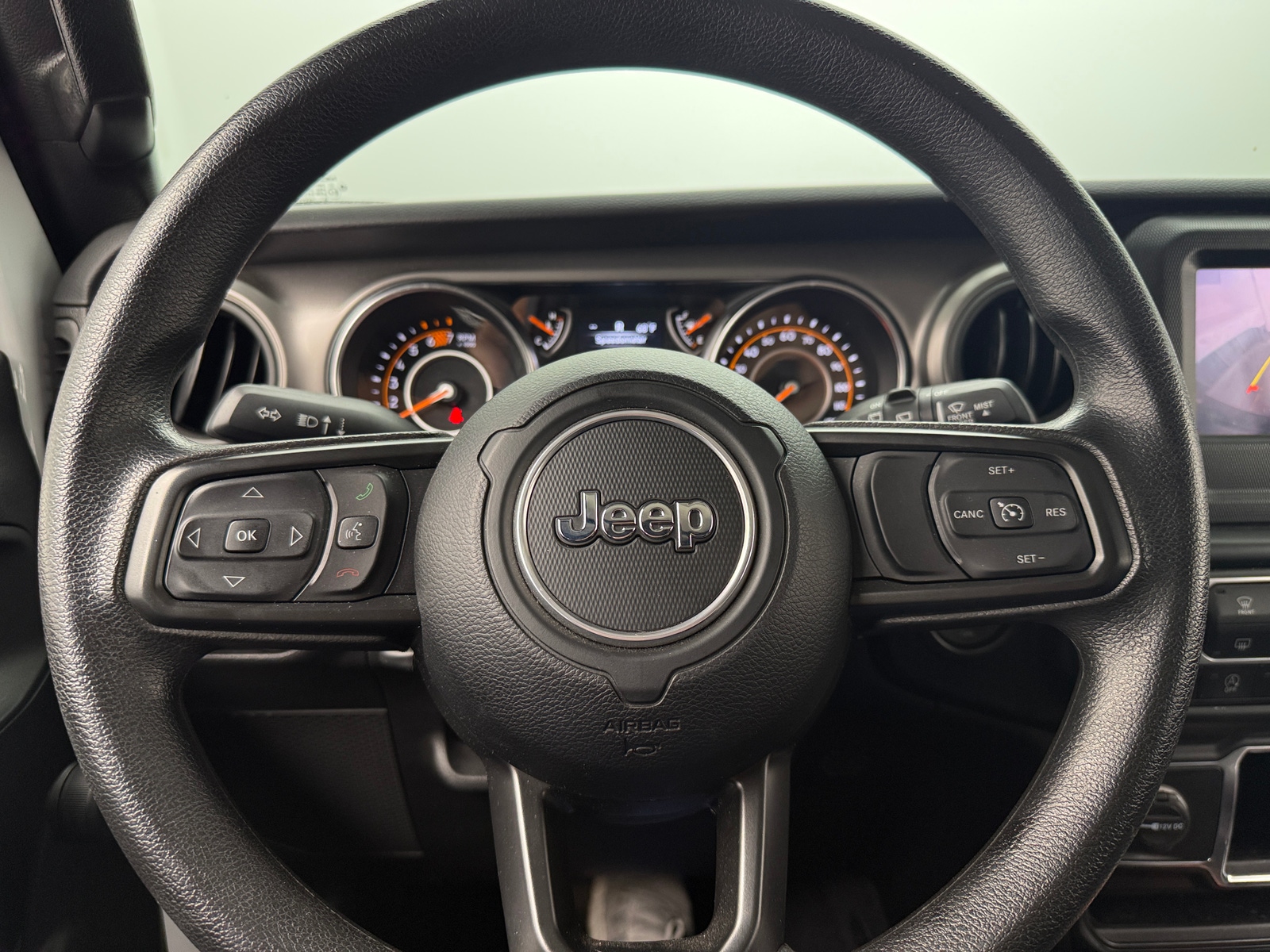 Thumbnail: 2022 Jeep Wrangler - 5