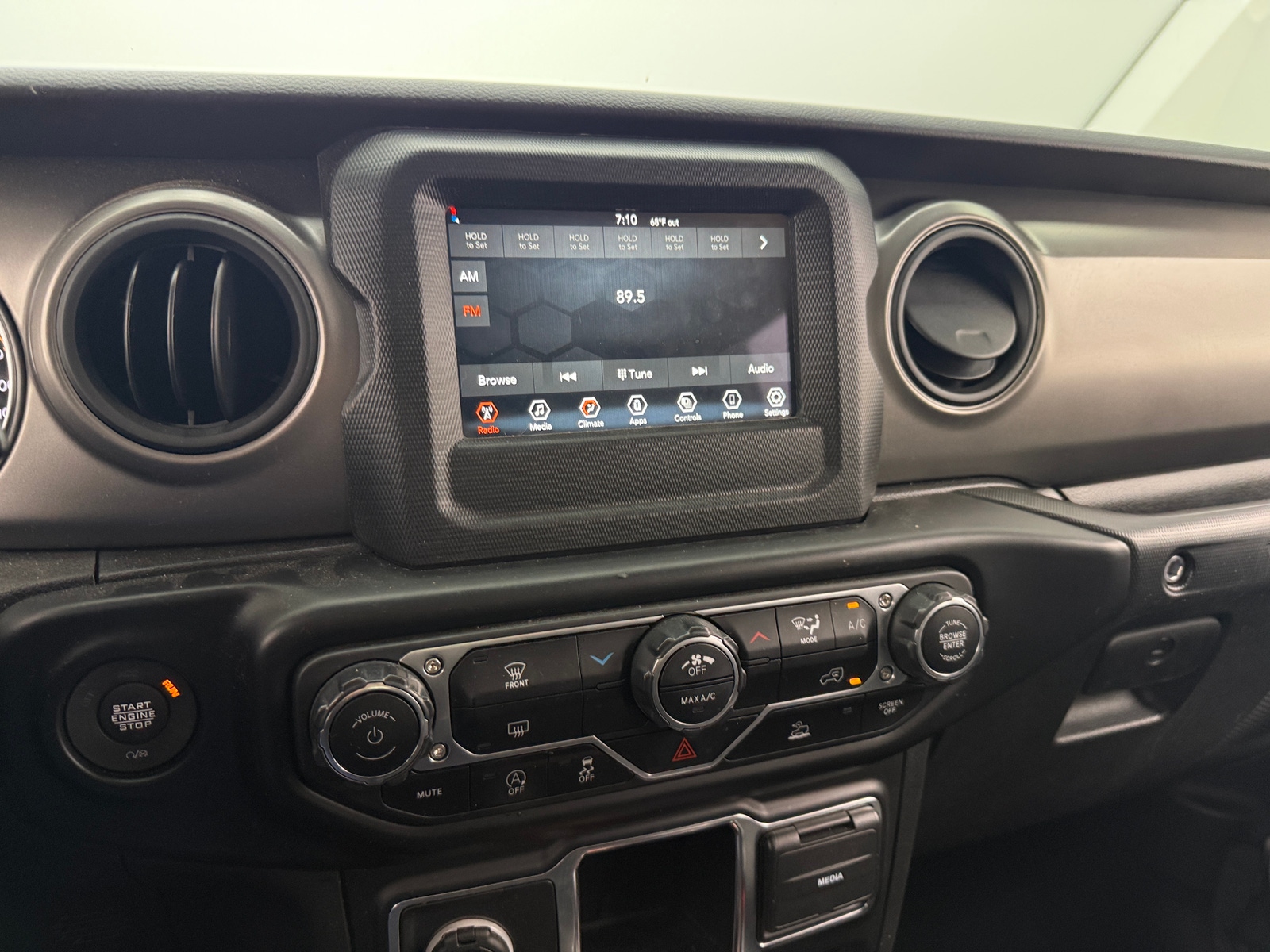 Thumbnail: 2022 Jeep Wrangler - 4