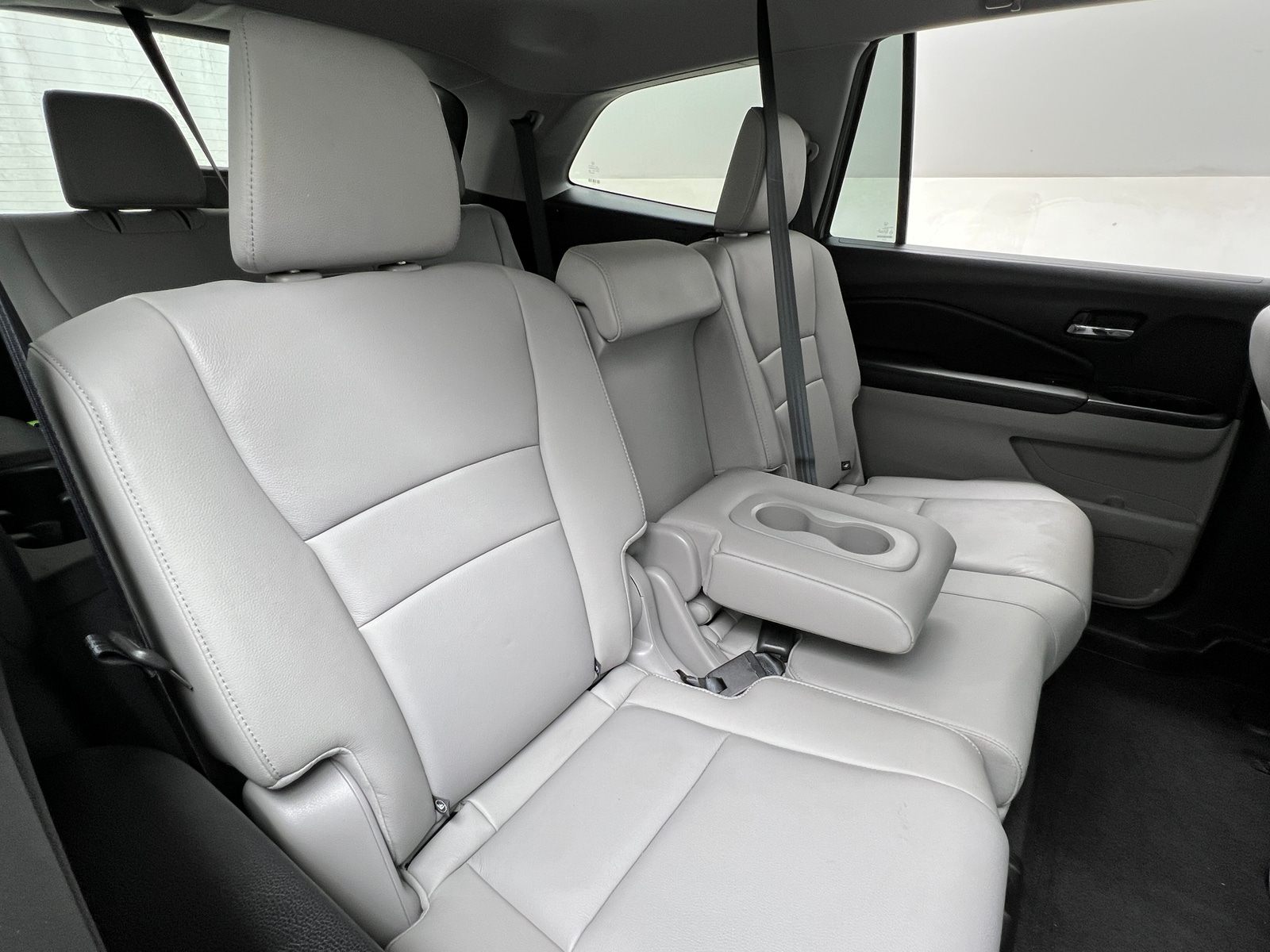 Thumbnail: 2016 Honda Pilot - 5