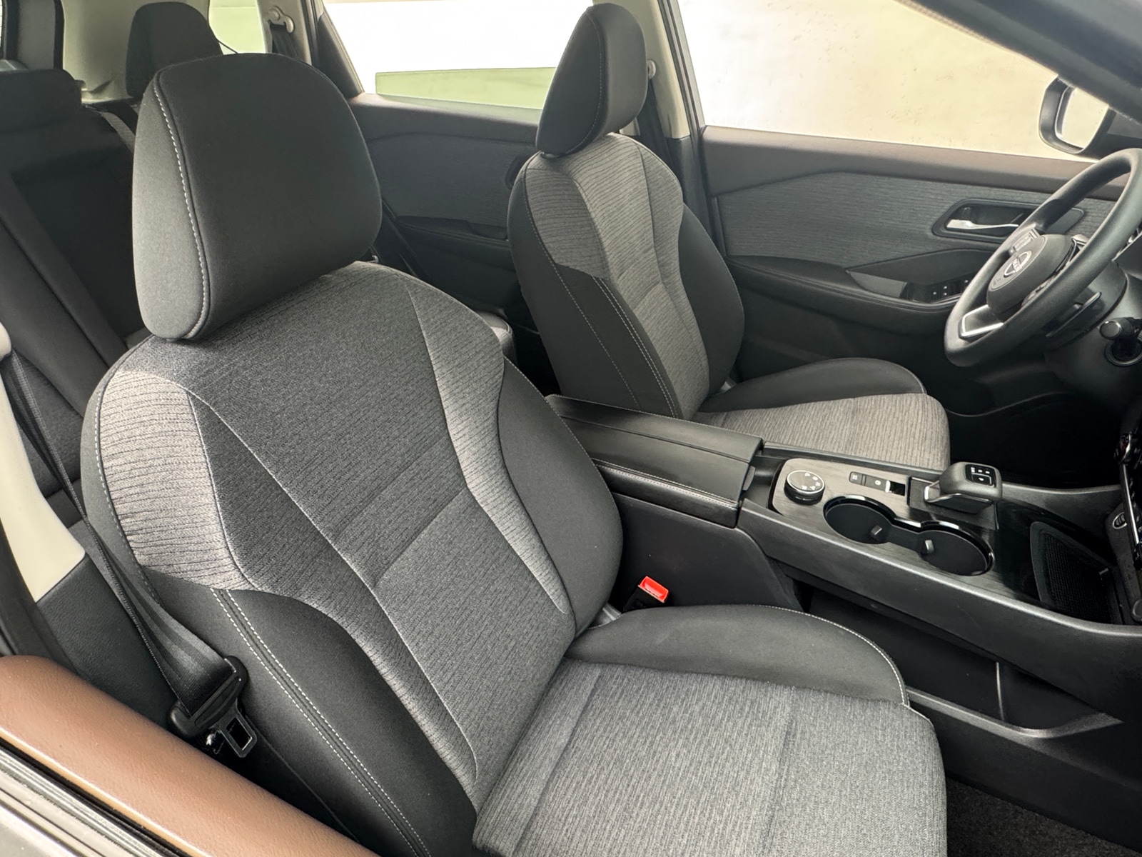 Thumbnail: 2023 Nissan Rogue - 2