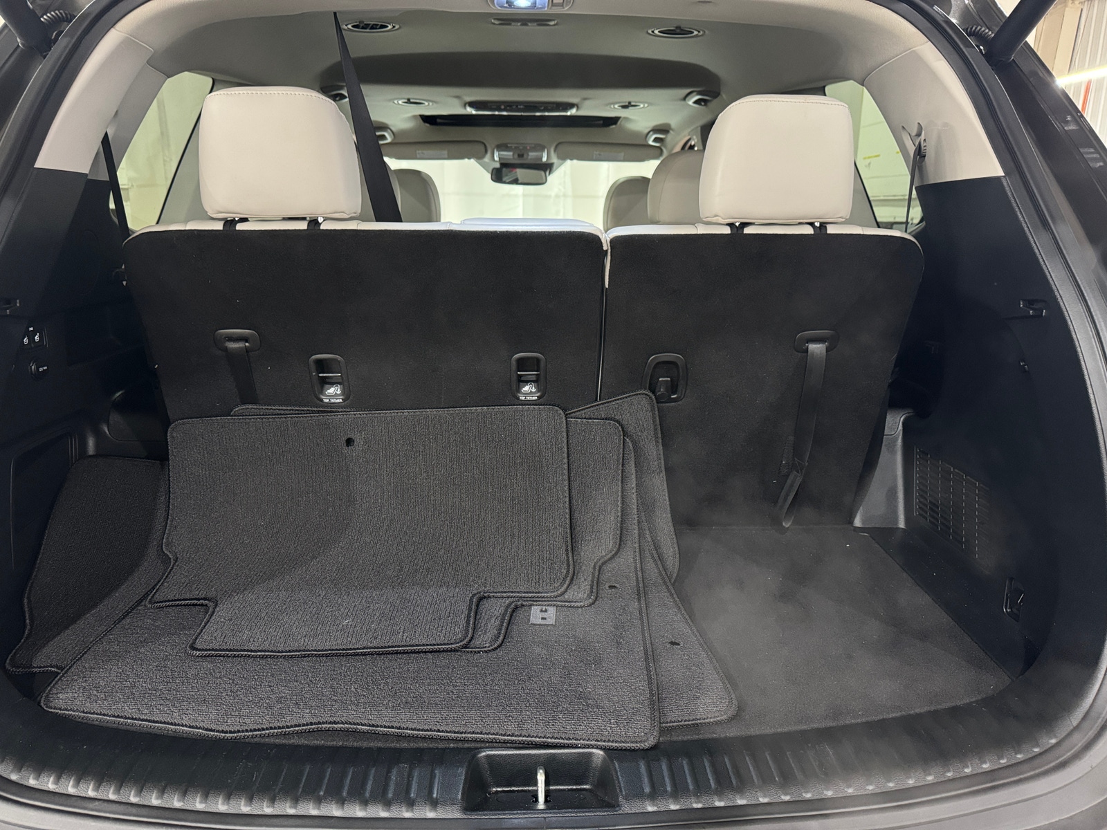 Thumbnail: 2022 Kia Telluride - 6