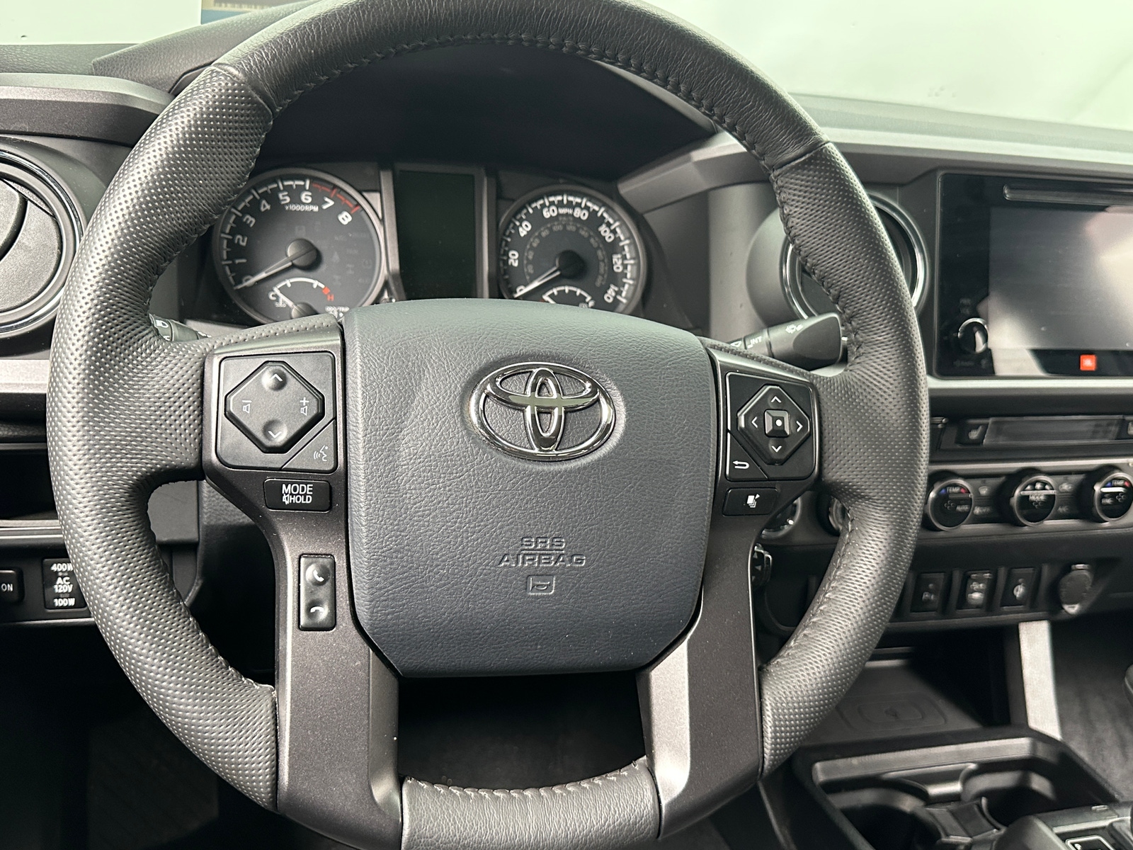 Thumbnail: 2017 Toyota Tacoma - 5