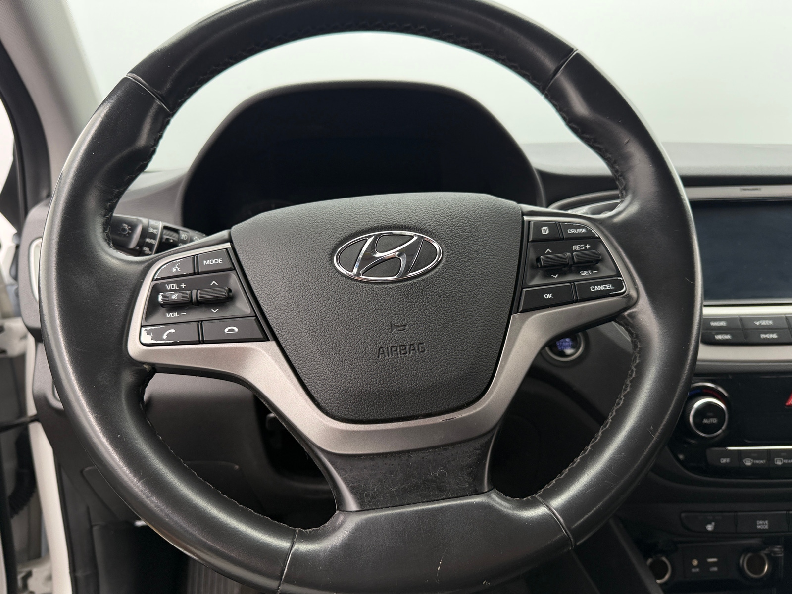 Thumbnail: 2019 Hyundai Accent - 5