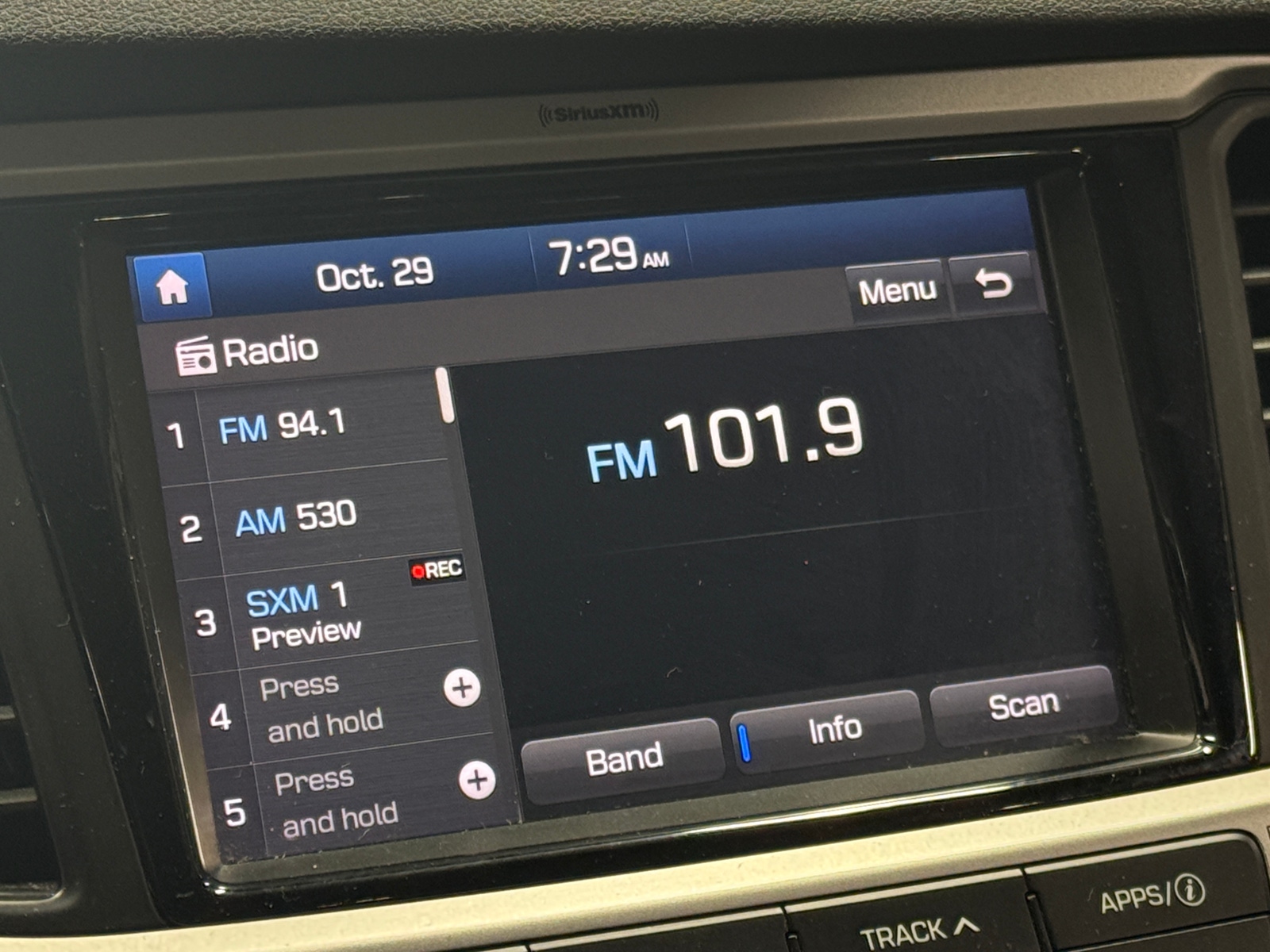 Thumbnail: 2019 Hyundai Accent - 4