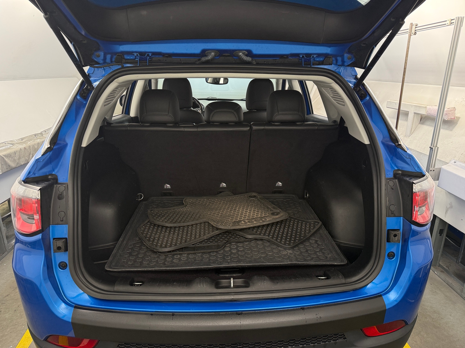 Thumbnail: 2019 Jeep Compass - 7