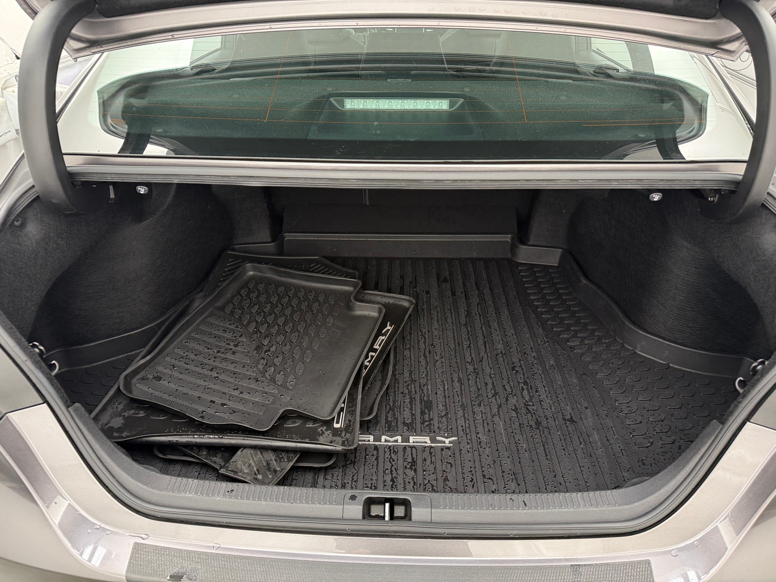 Thumbnail: 2019 Toyota Camry - 6