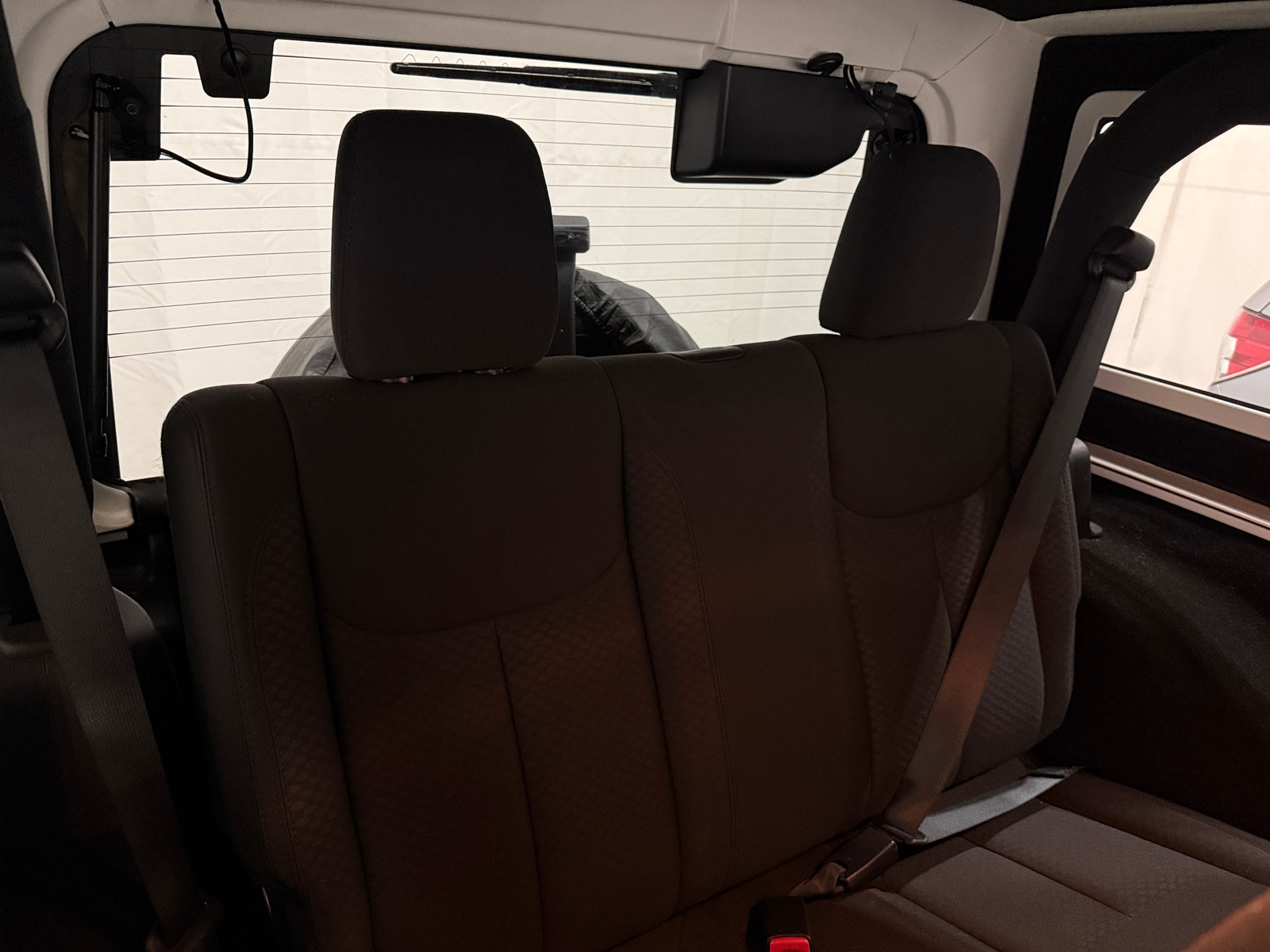 Thumbnail: 2017 Jeep Wrangler - 6