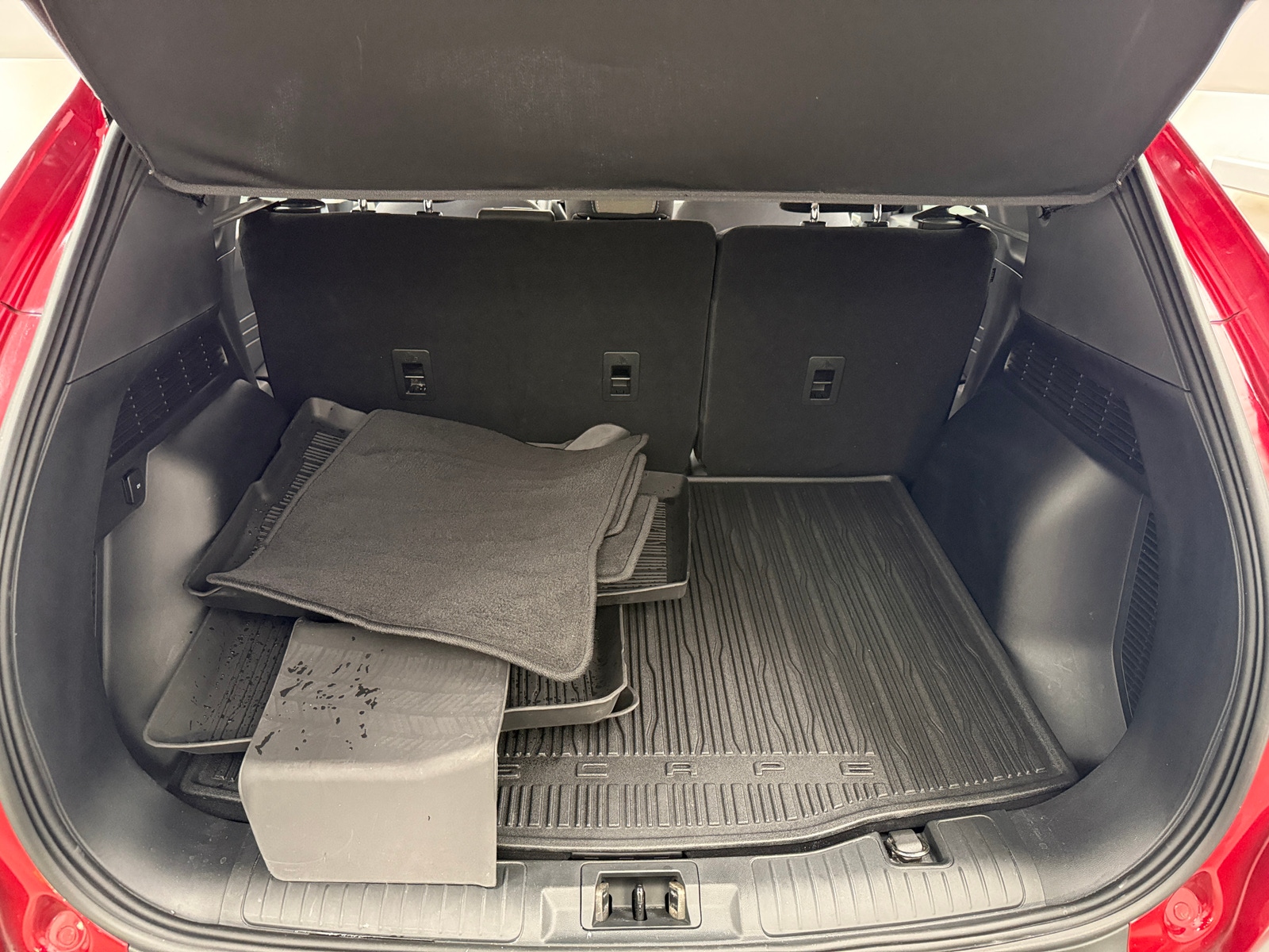 Thumbnail: 2022 Ford Escape - 7