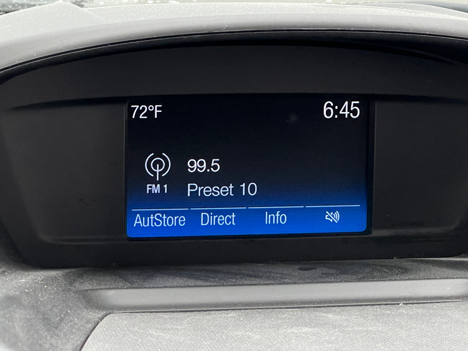 Thumbnail: 2018 Ford Escape - 4