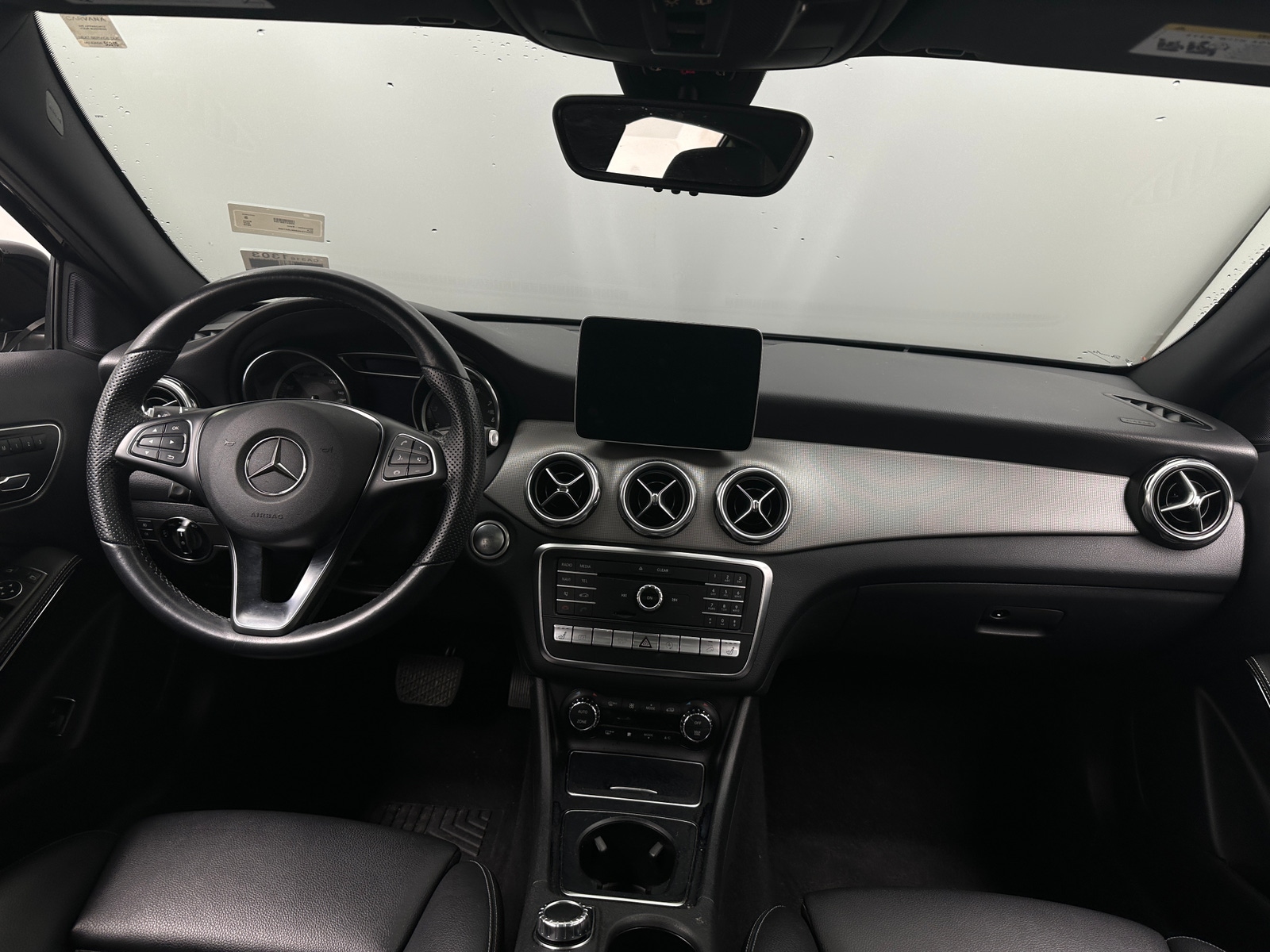 Thumbnail: 2019 Mercedes-Benz GLA - 2