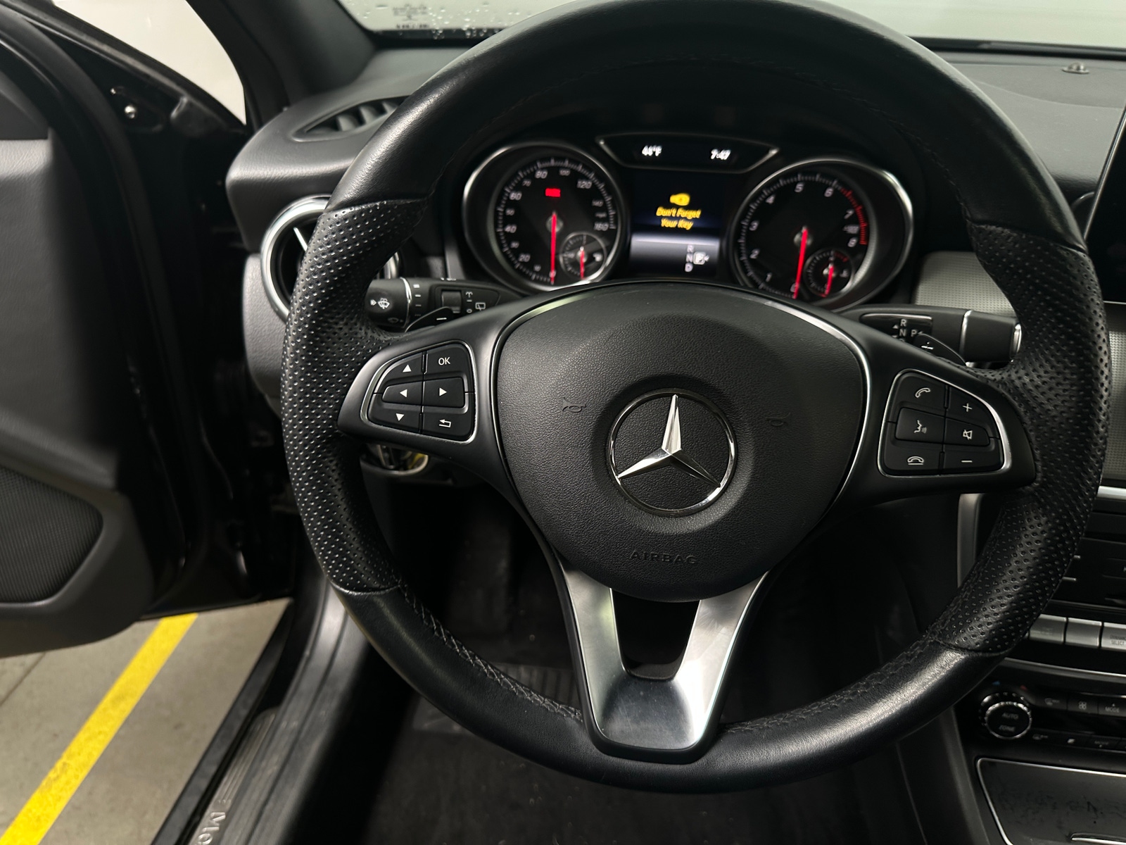 Thumbnail: 2019 Mercedes-Benz GLA - 4