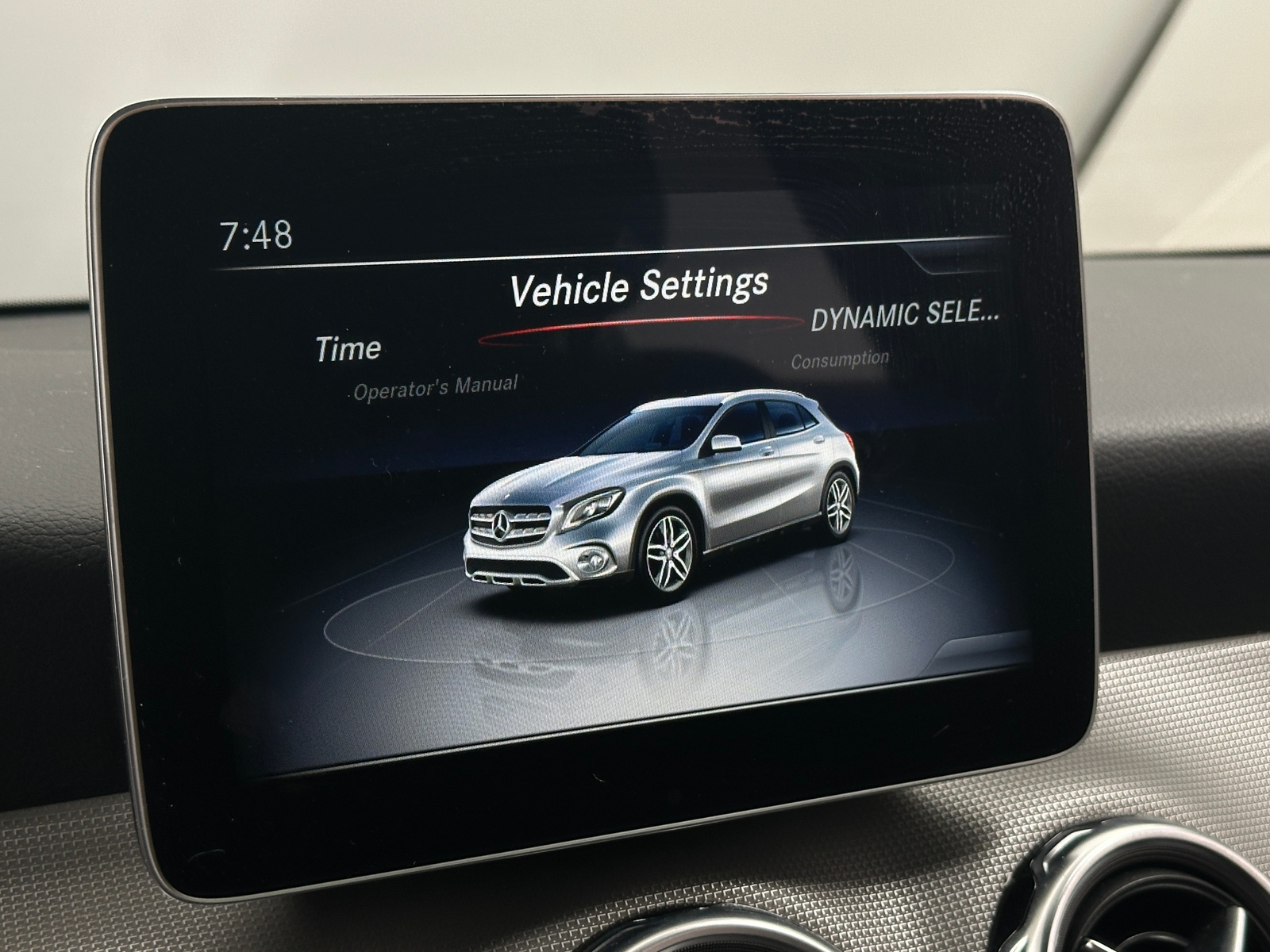 Thumbnail: 2019 Mercedes-Benz GLA - 3